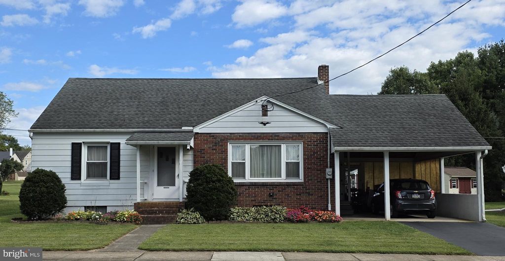 Photo of 17 Keeler Avenue, STEVENS, PA 17578 (MLS # PALA2077102)