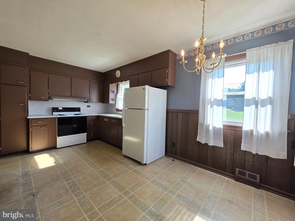 Photo of 17 Keeler Avenue, STEVENS, PA 17578 (MLS # PALA2077102)