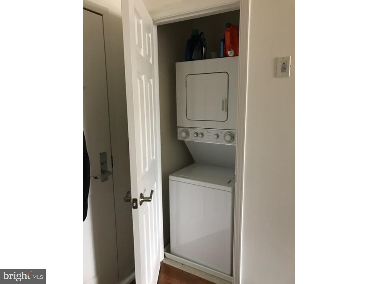 THE GRANDE AT RIVERVIEW - Residential Lease