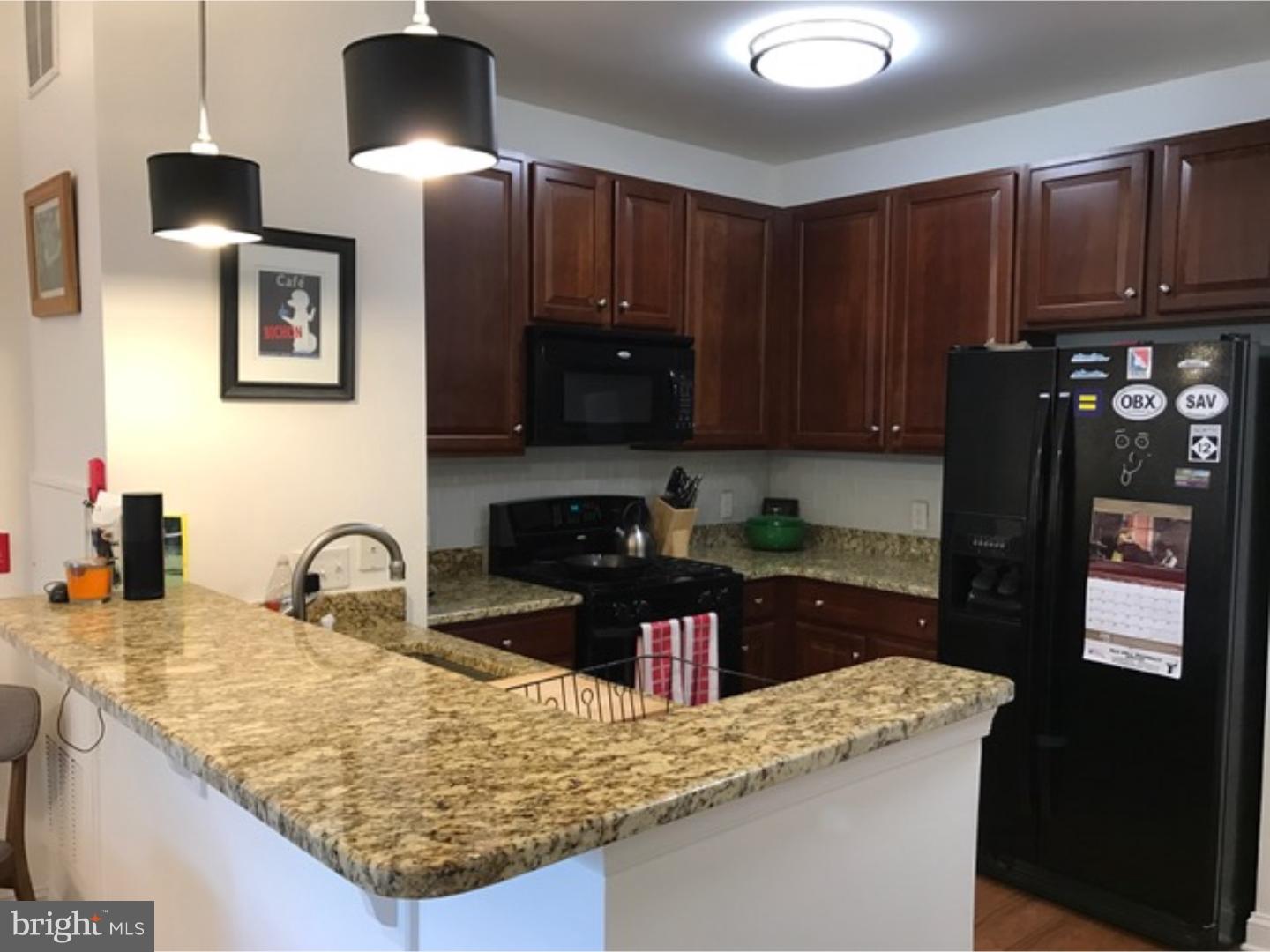 THE GRANDE AT RIVERVIEW - Residential Lease