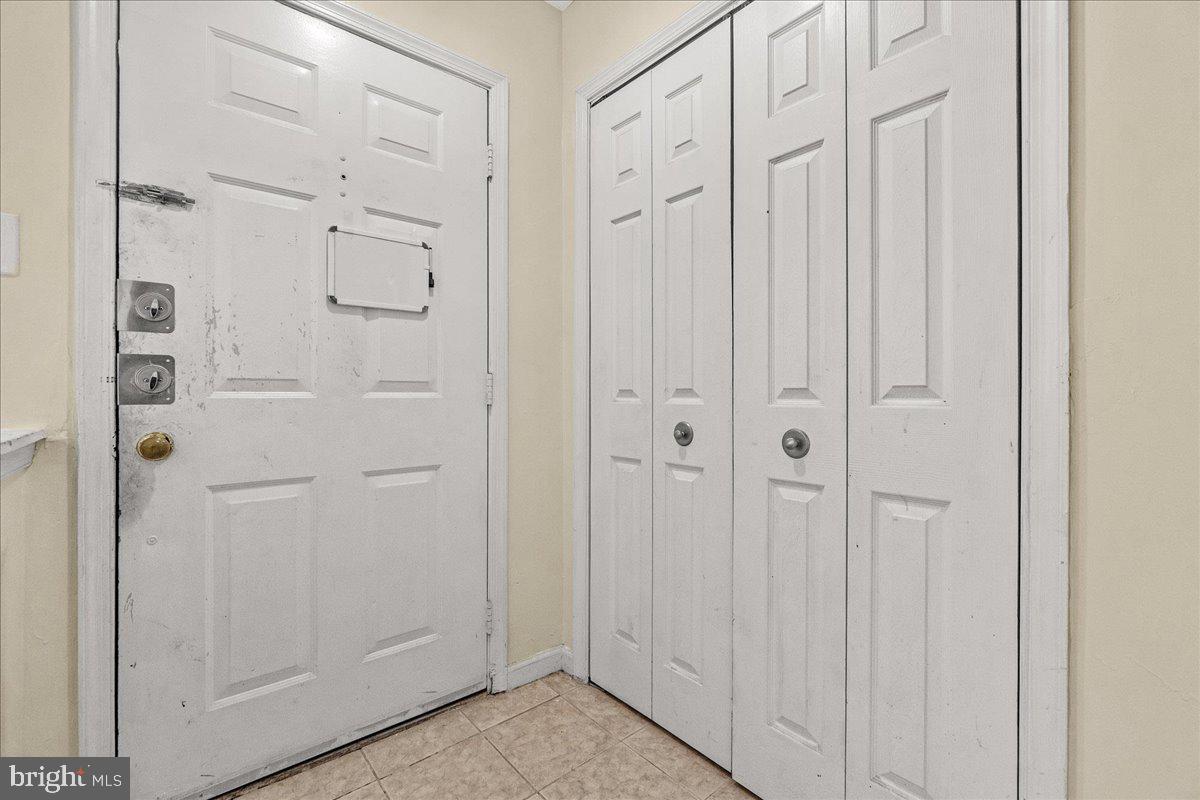 SENECA PARK - Residential