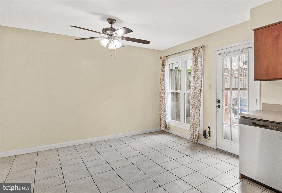 SENECA PARK - Residential