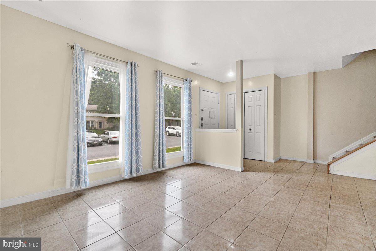 SENECA PARK - Residential