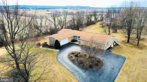 464 KRAUSE ROAD FLEETWOOD PA 19522