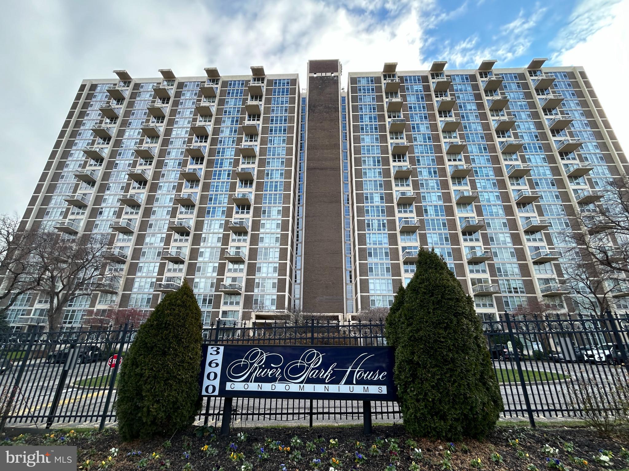 WYNNEFIELD HEIGHTS - Residential Lease