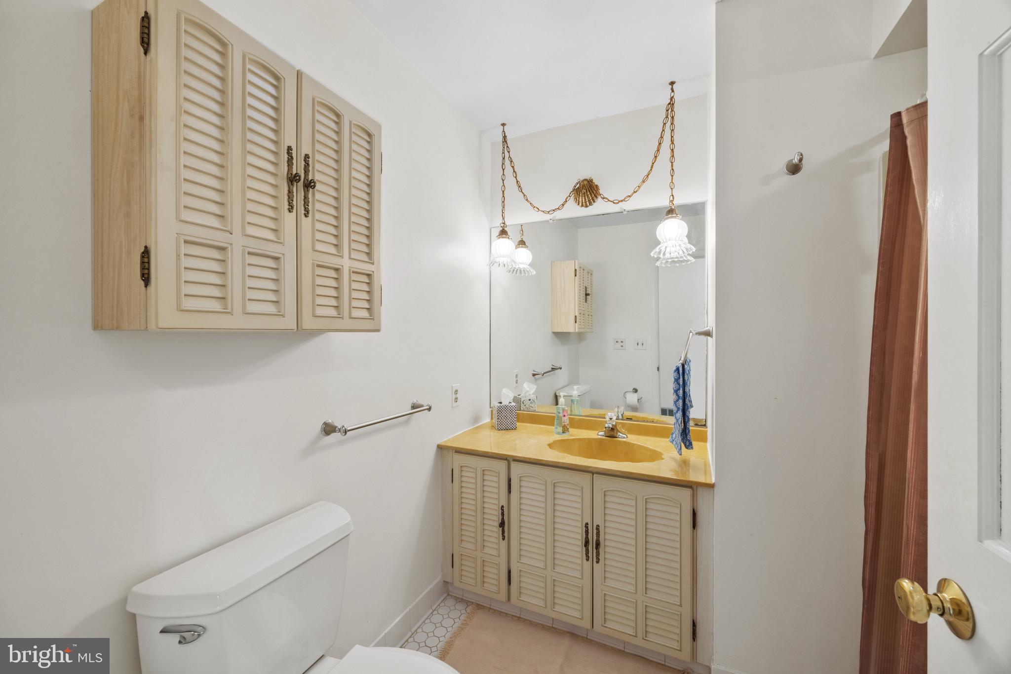 GOVERNOR GRASON MANOR - Residential