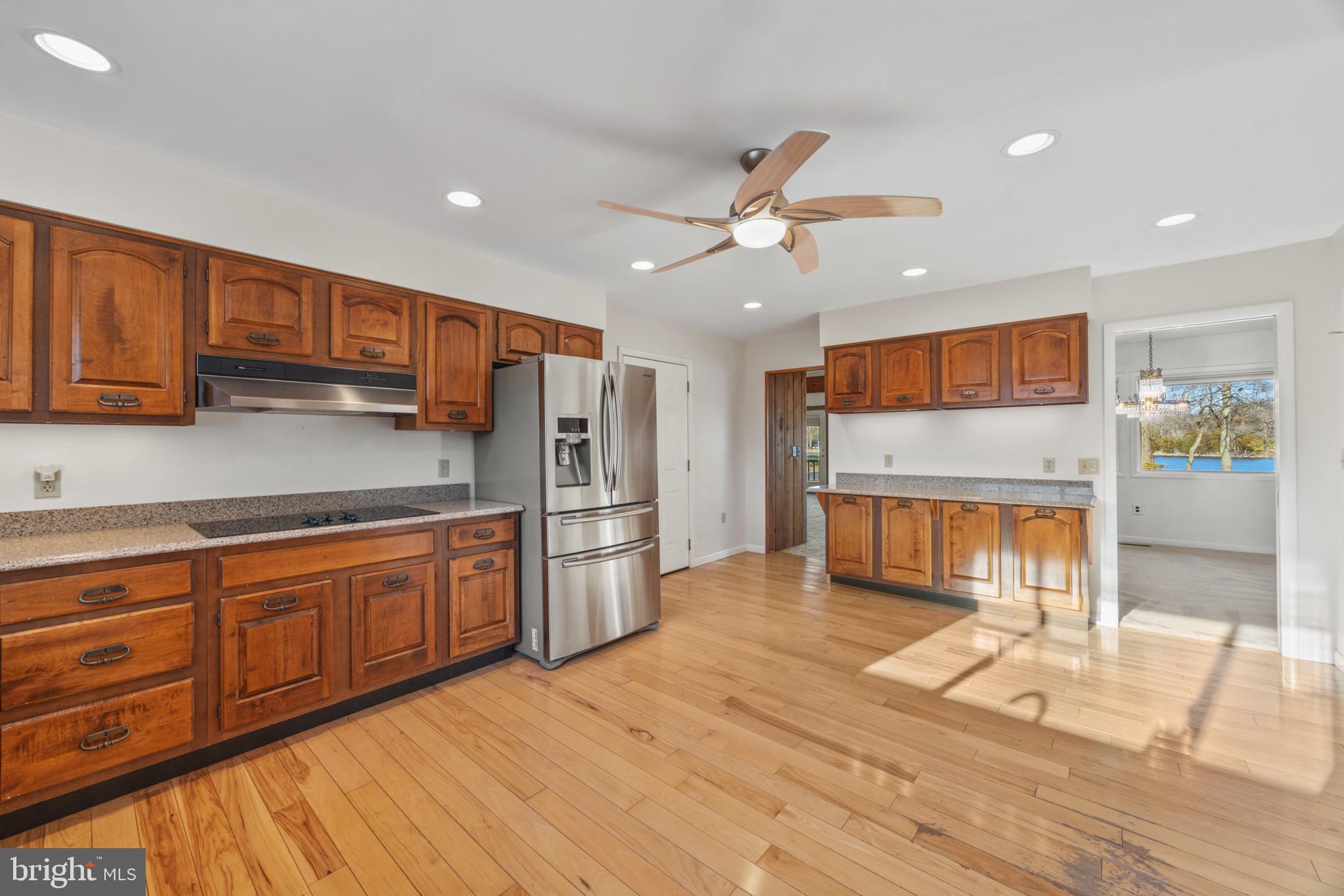 GOVERNOR GRASON MANOR - Residential