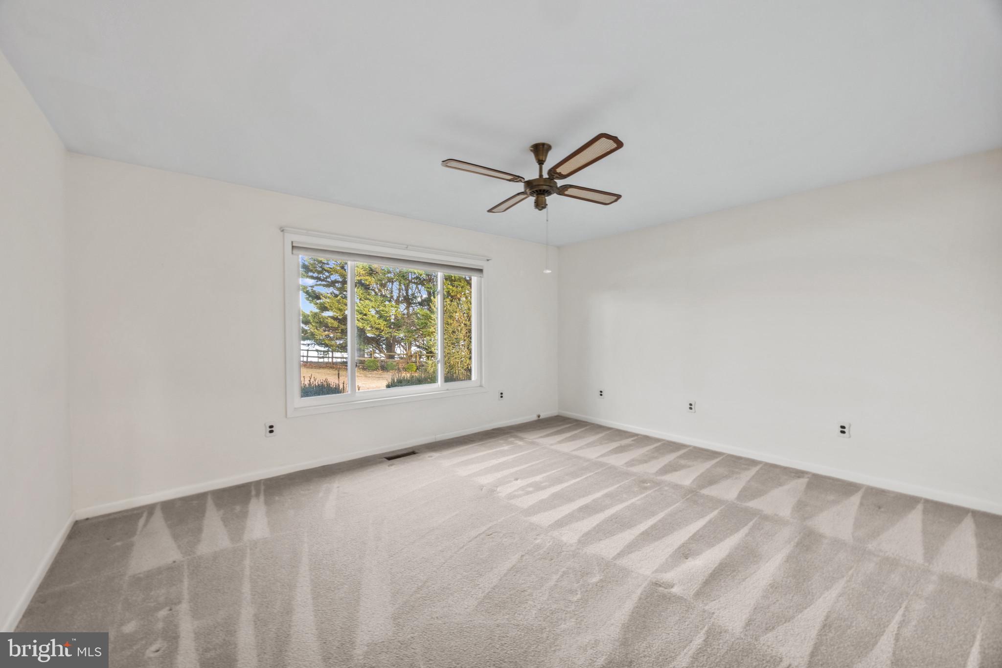 GOVERNOR GRASON MANOR - Residential