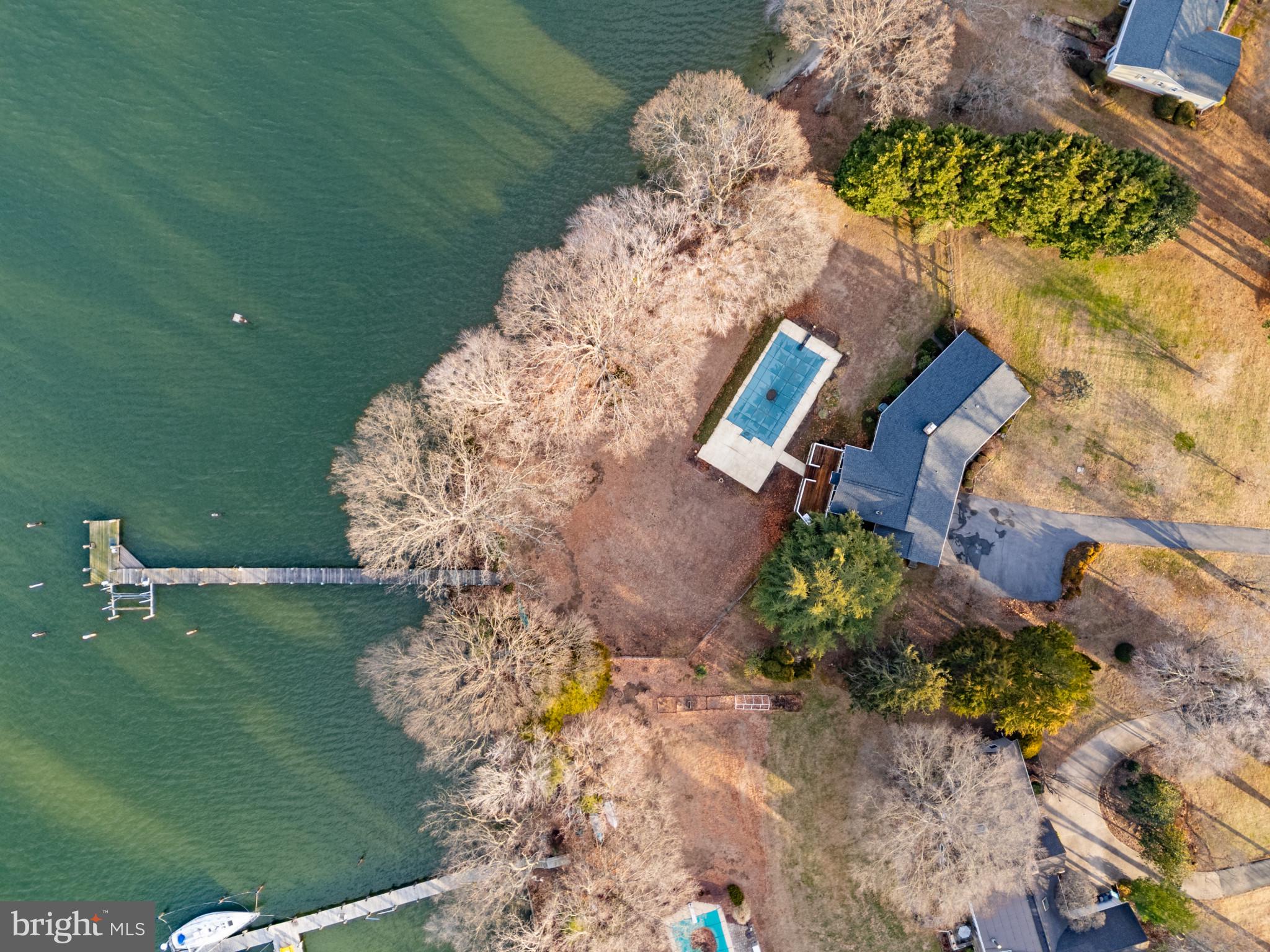 GOVERNOR GRASON MANOR - Residential