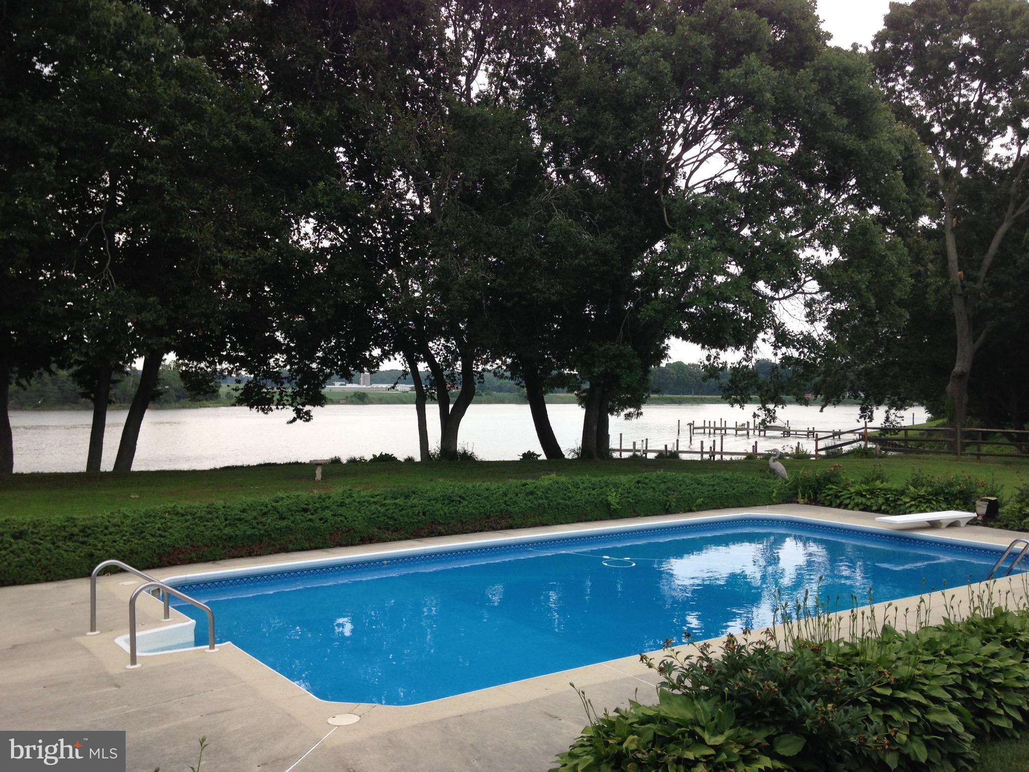 GOVERNOR GRASON MANOR - Residential