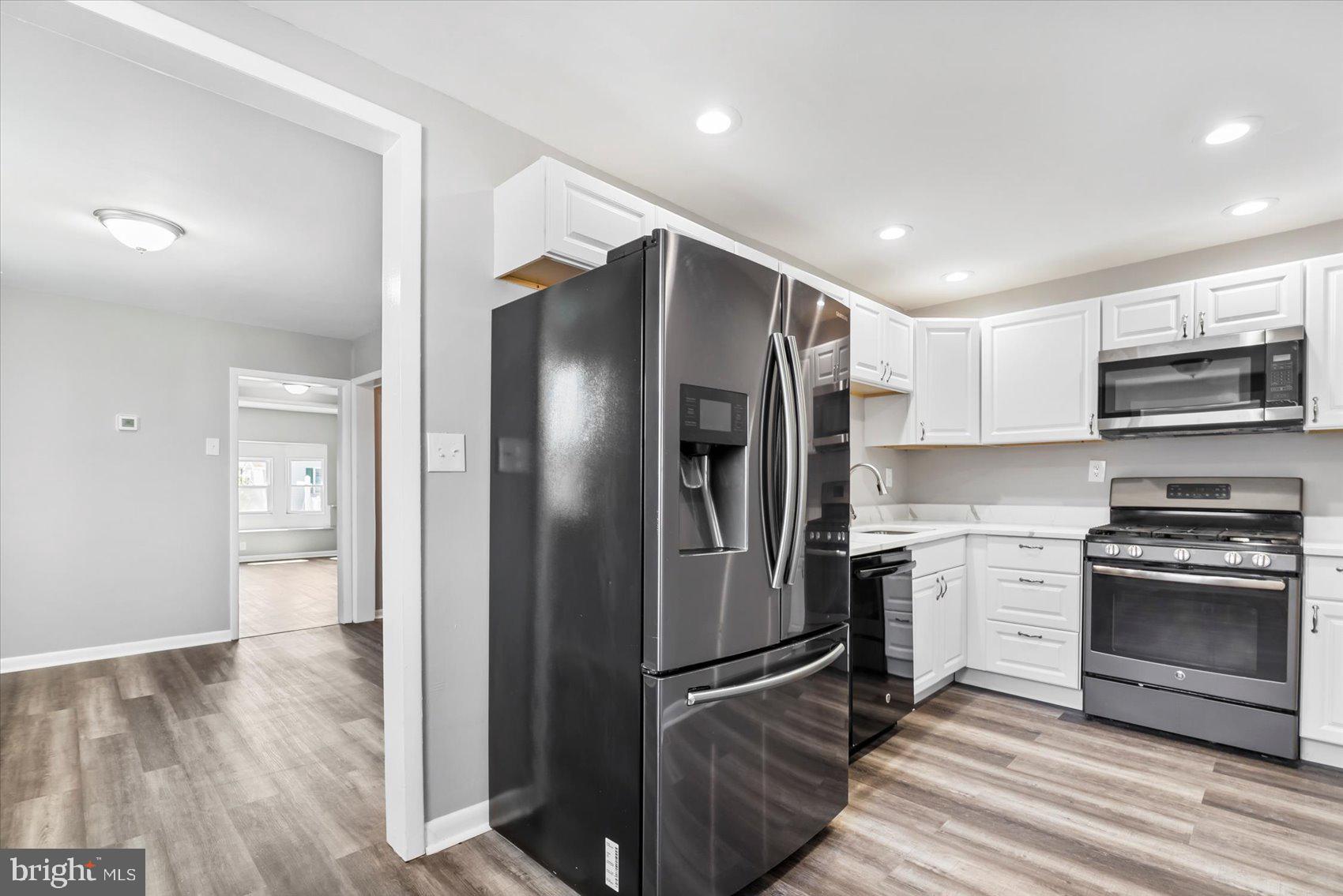 MURRAY POINT - Residential