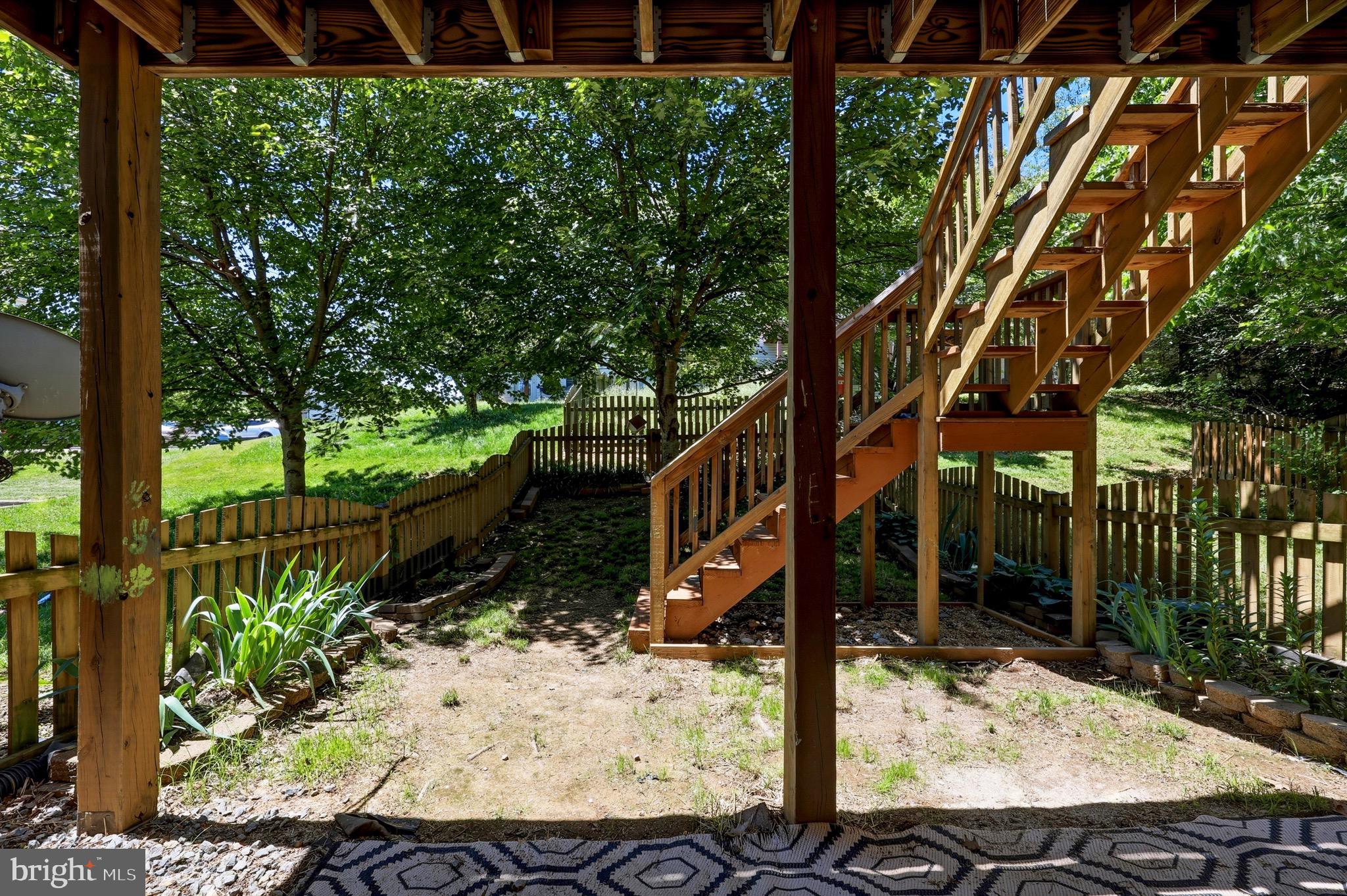 HAMMONDS MILL - Residential