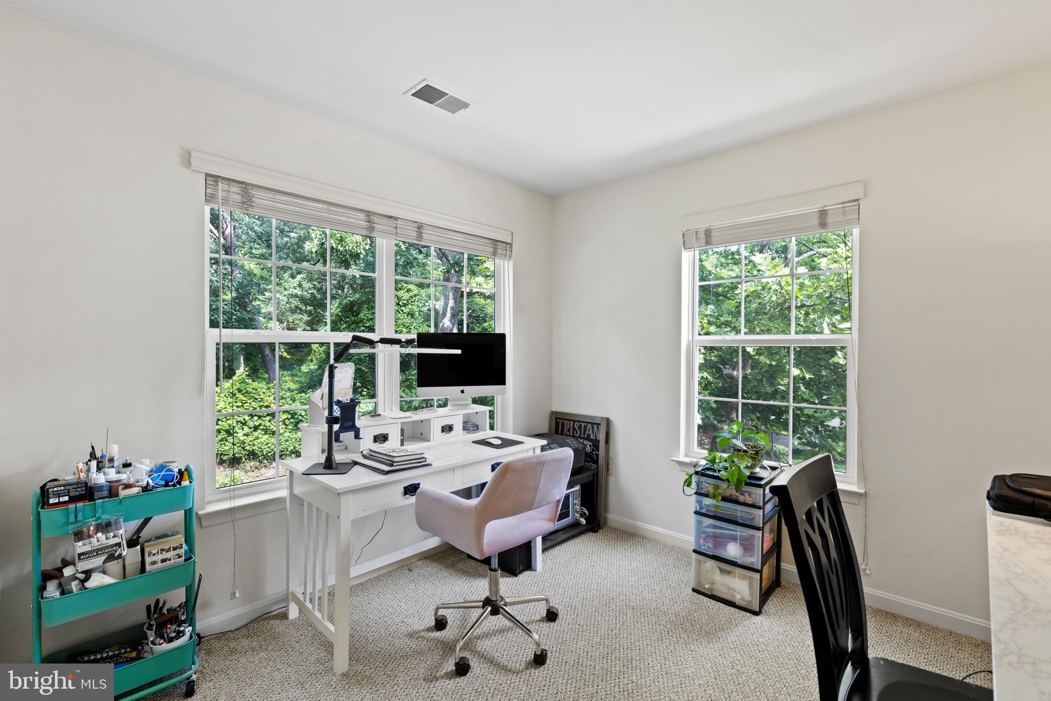 KENTLANDS RIDGE - Residential