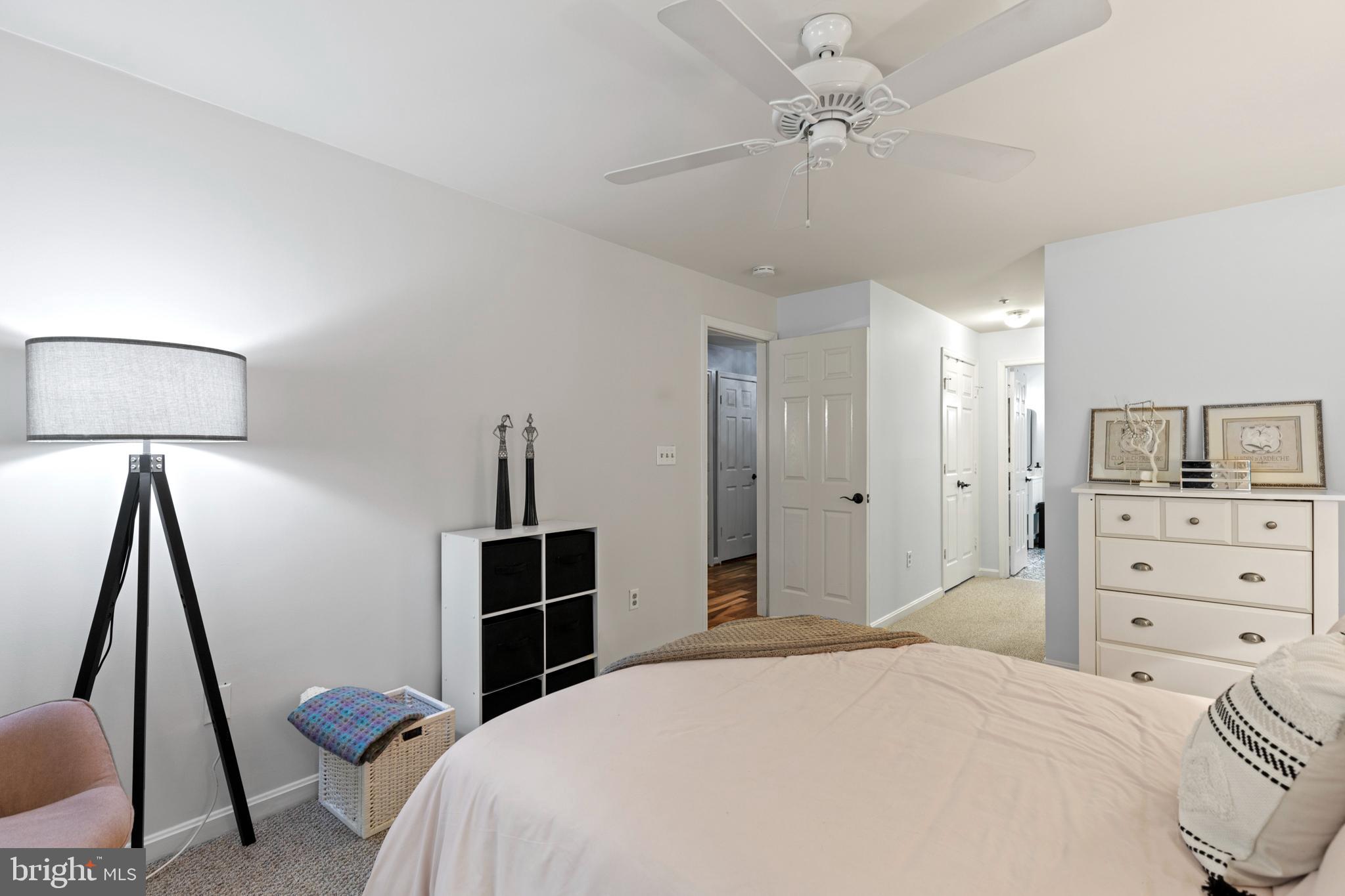 KENTLANDS RIDGE - Residential