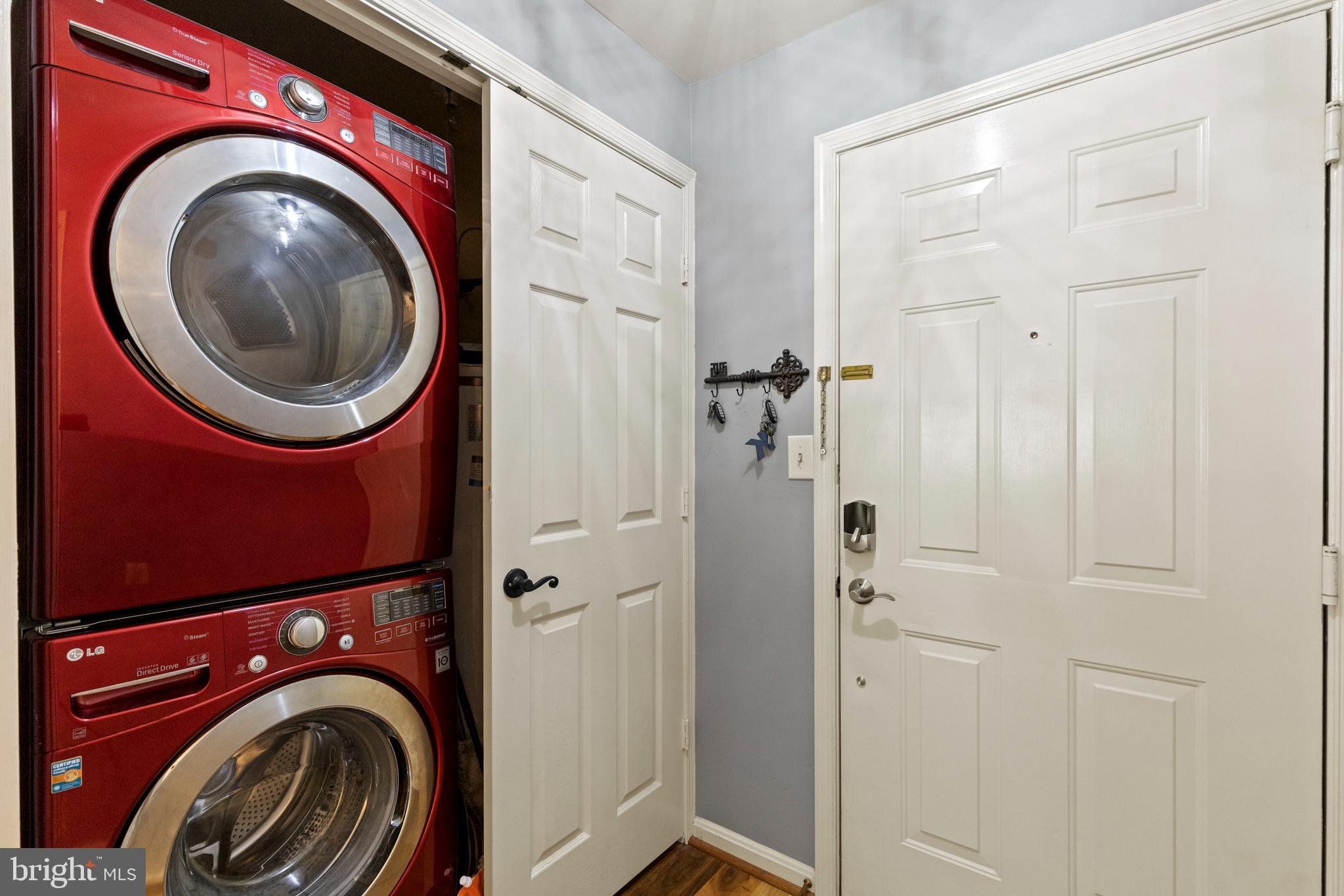 KENTLANDS RIDGE - Residential