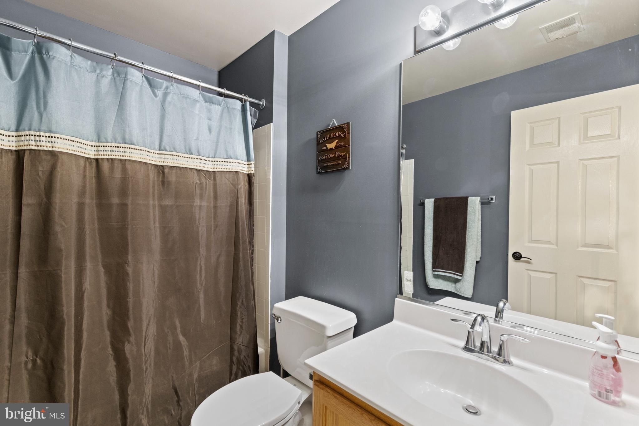 KENTLANDS RIDGE - Residential