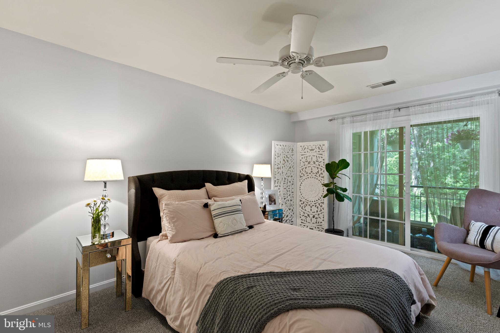 KENTLANDS RIDGE - Residential