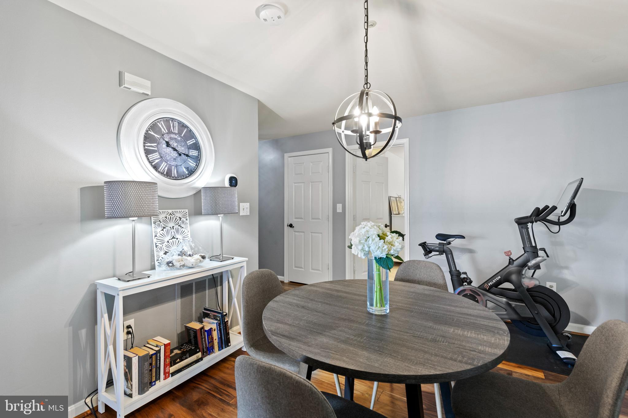 KENTLANDS RIDGE - Residential