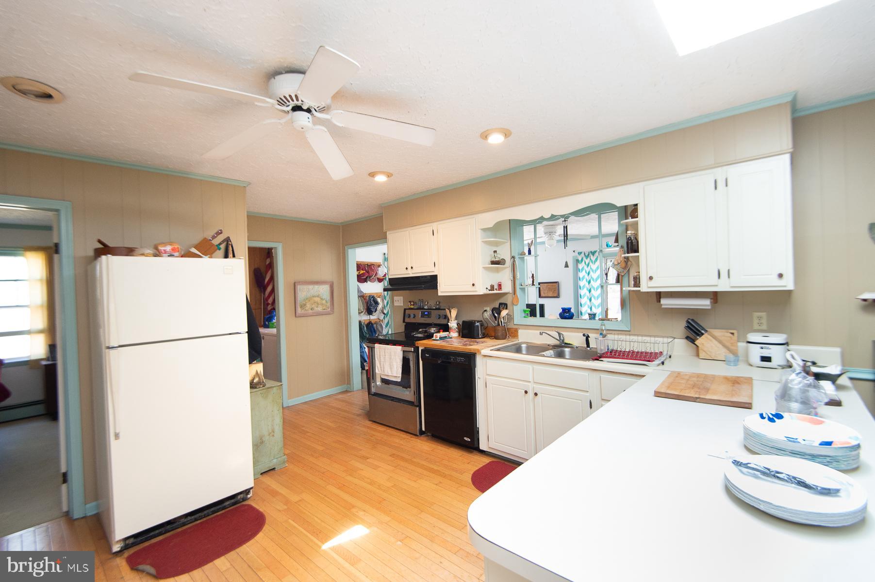 SEAWILDE-TOWNPOINT - Residential