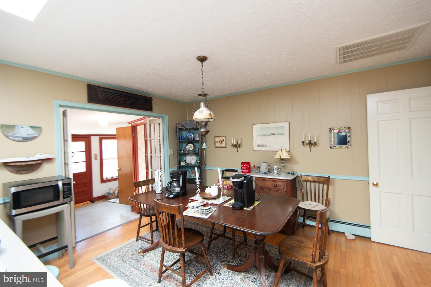 SEAWILDE-TOWNPOINT - Residential