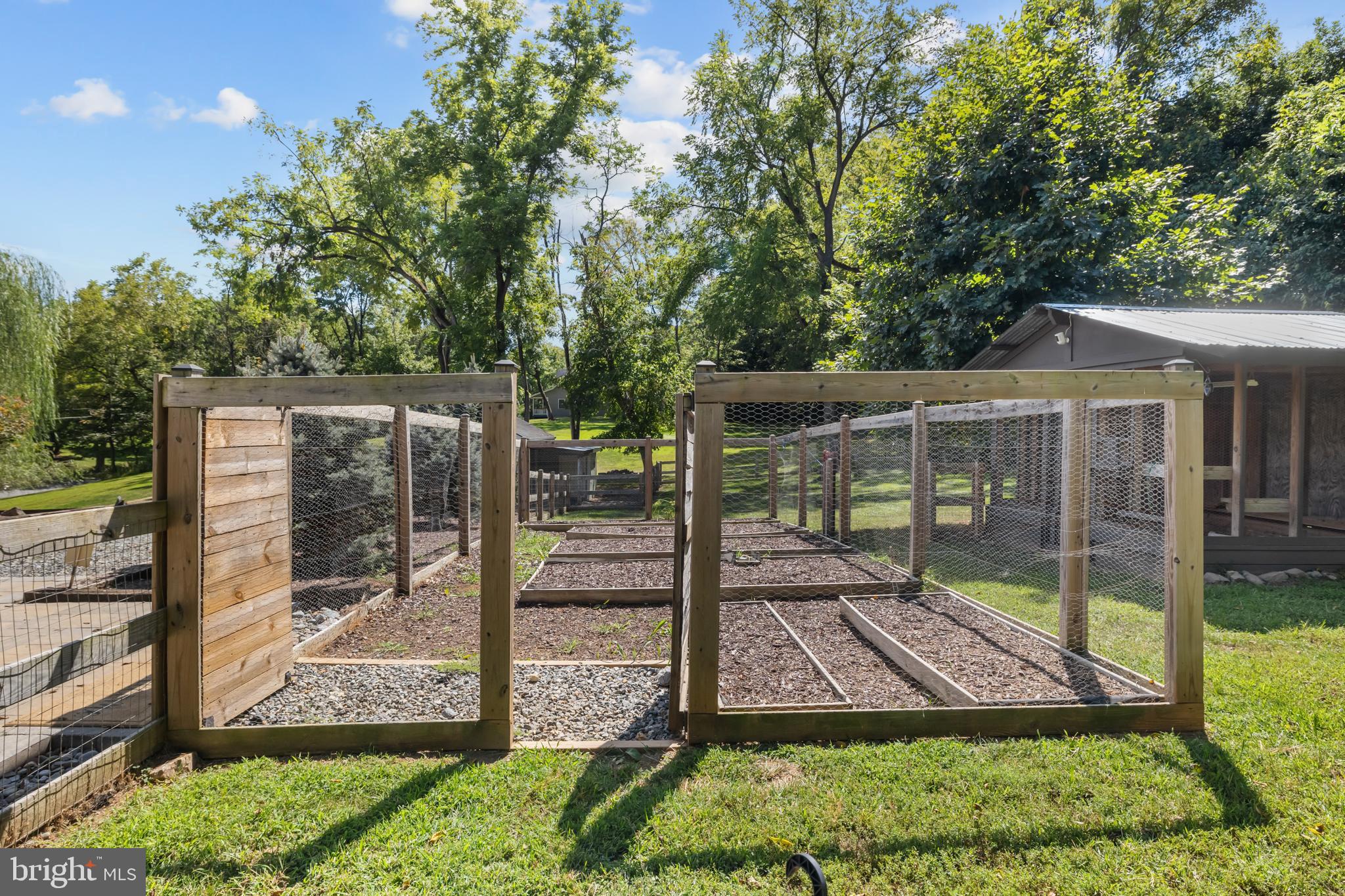 AVON BEND - Residential
