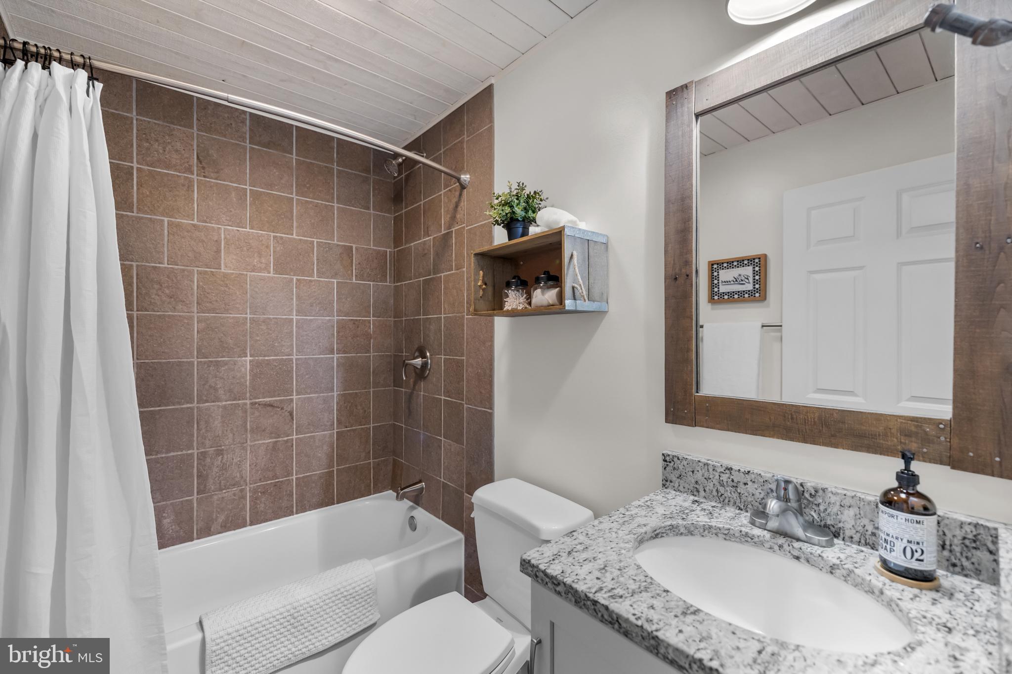 AVON BEND - Residential