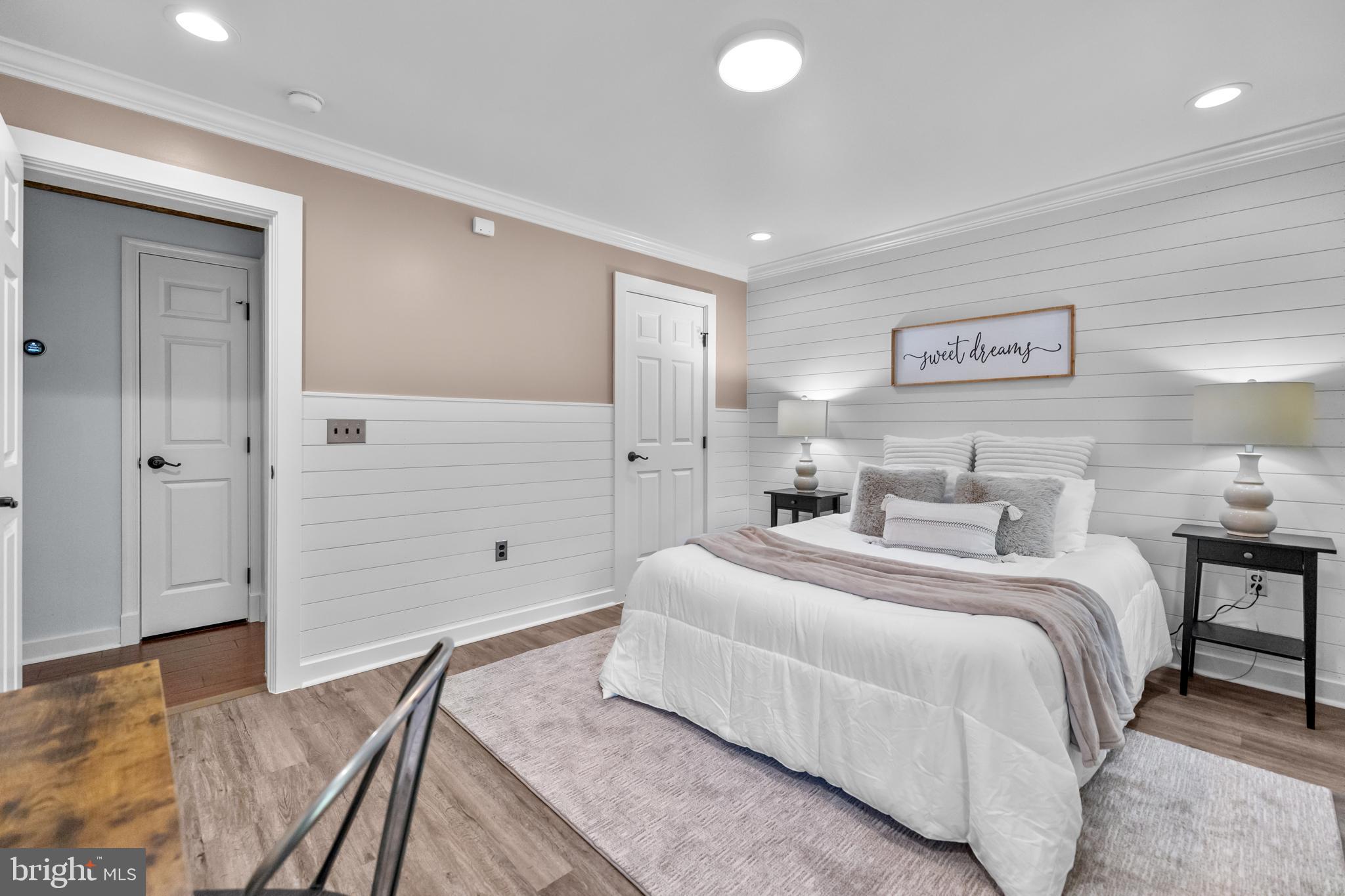 AVON BEND - Residential