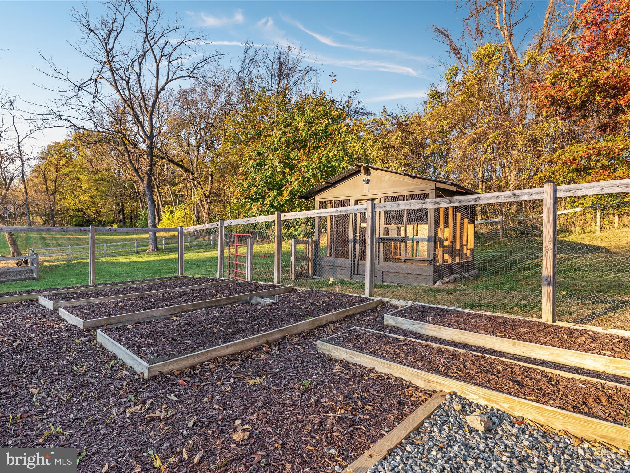 AVON BEND - Residential