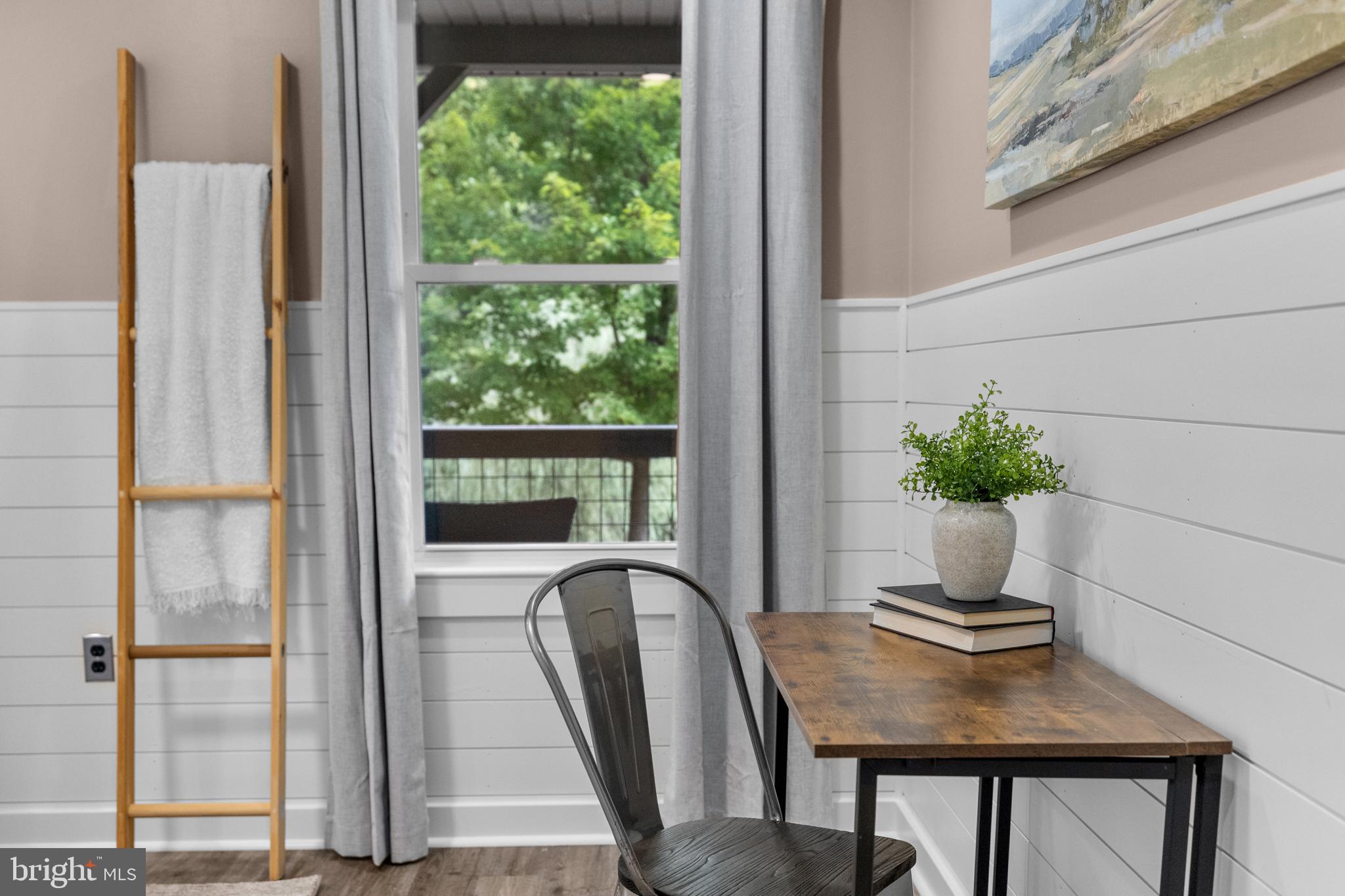 AVON BEND - Residential