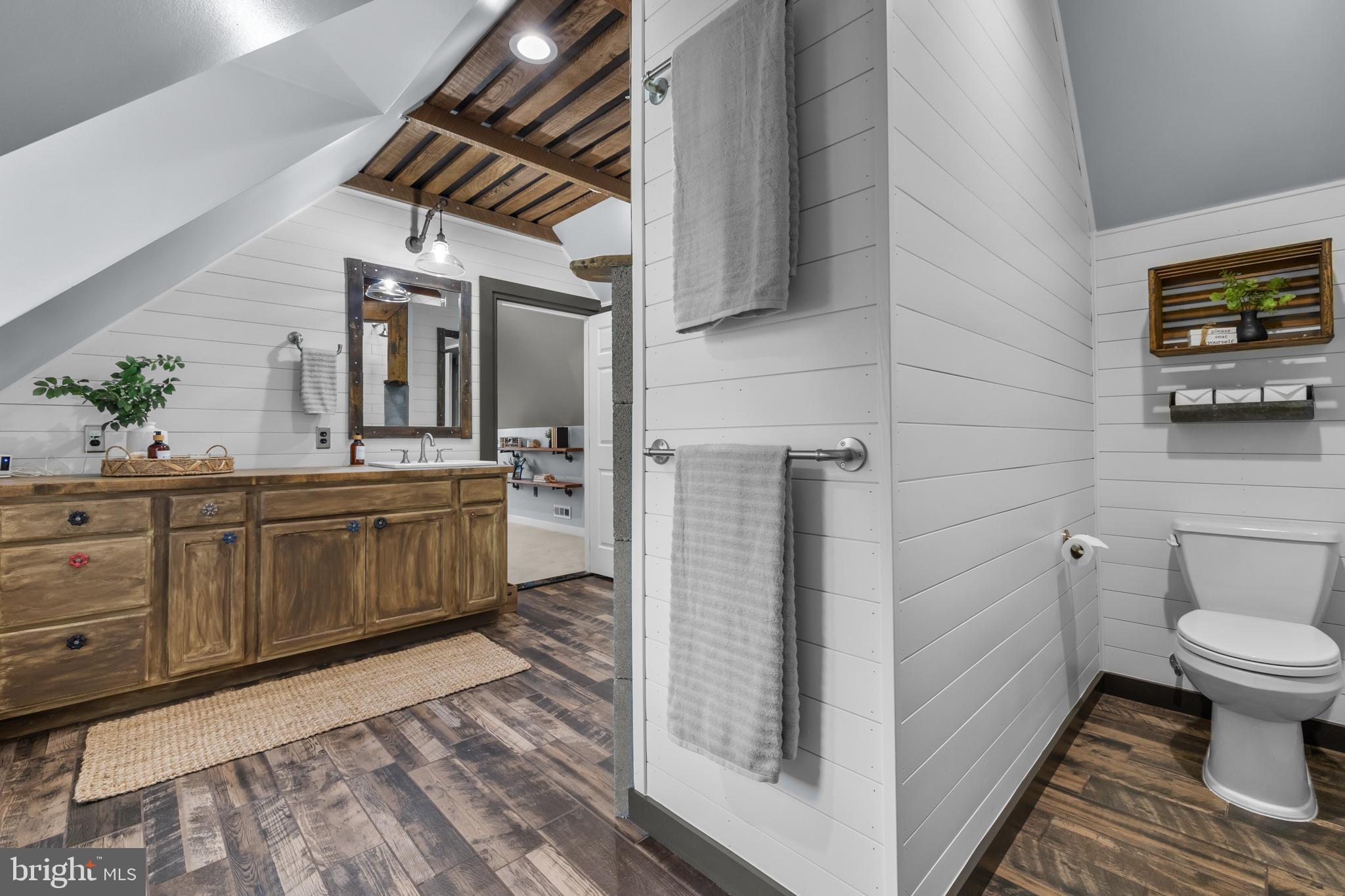 AVON BEND - Residential