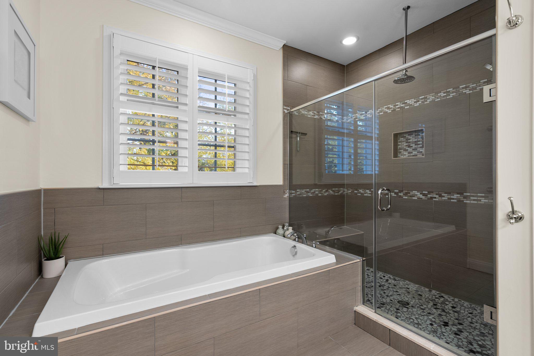 NORTH BETHESDA GROVE - Residential