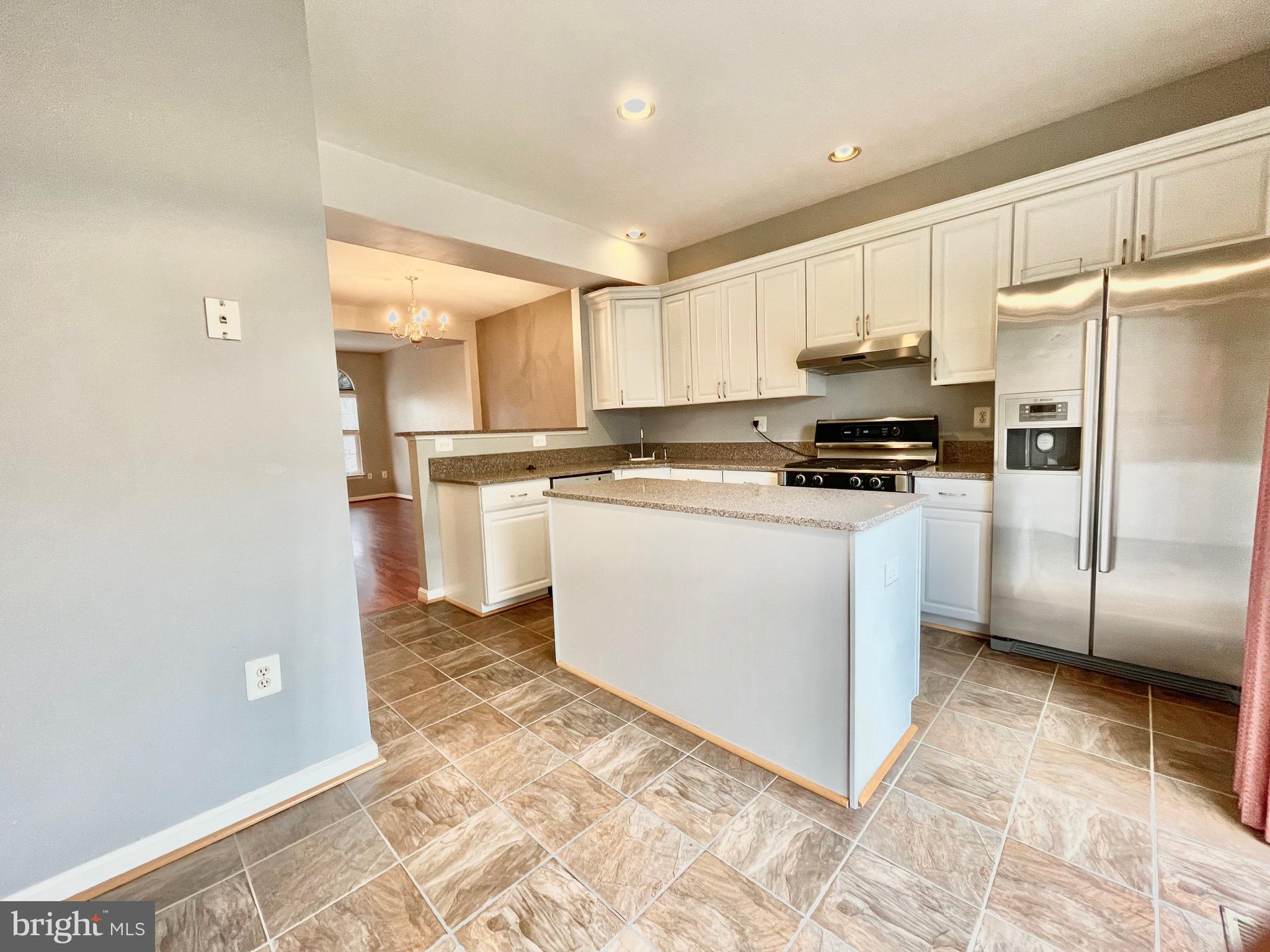 PRINCE WILLIAM COMMONS - Residential Lease