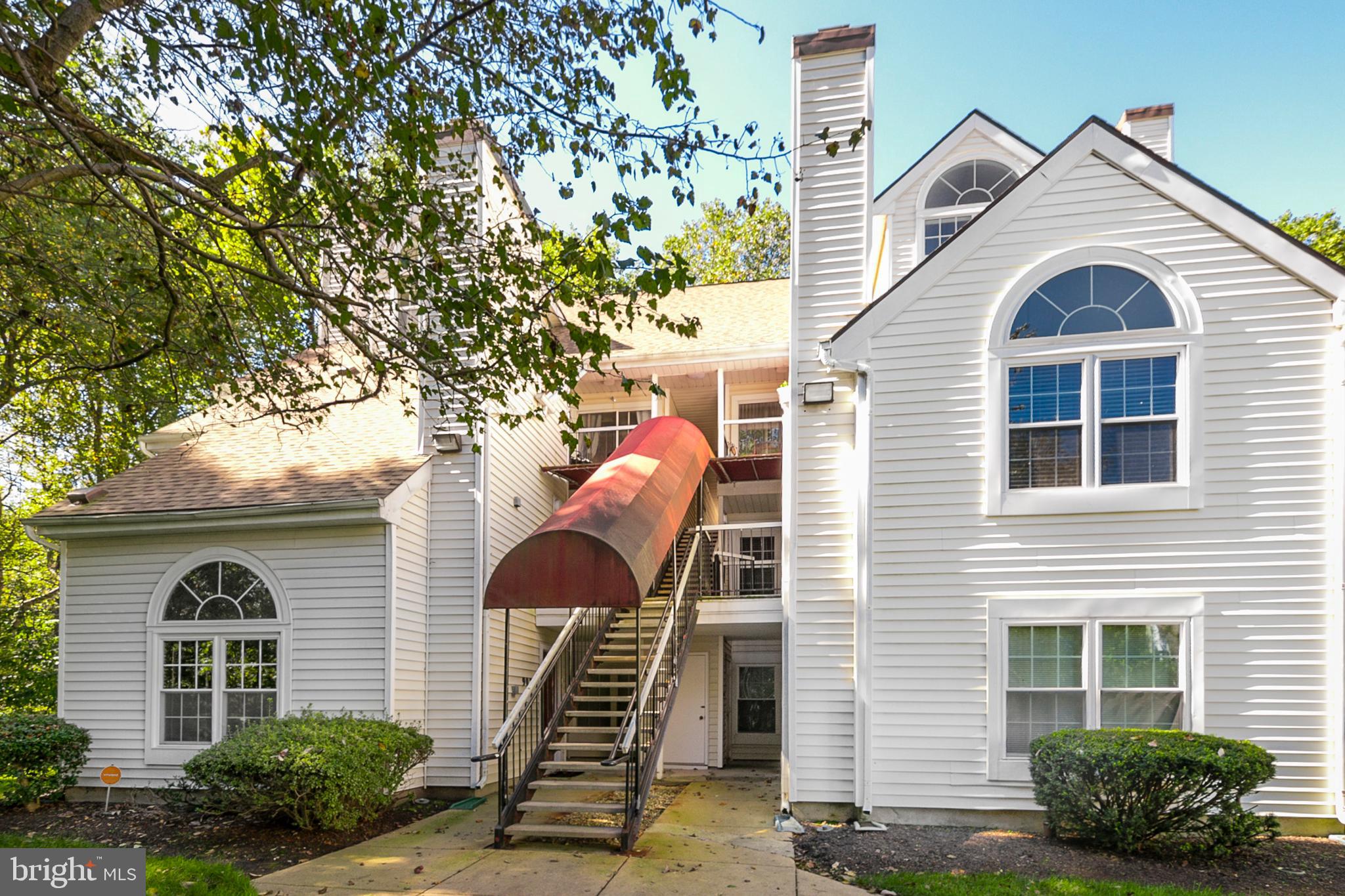 VISTAS AT LAKE ARBOR - Residential