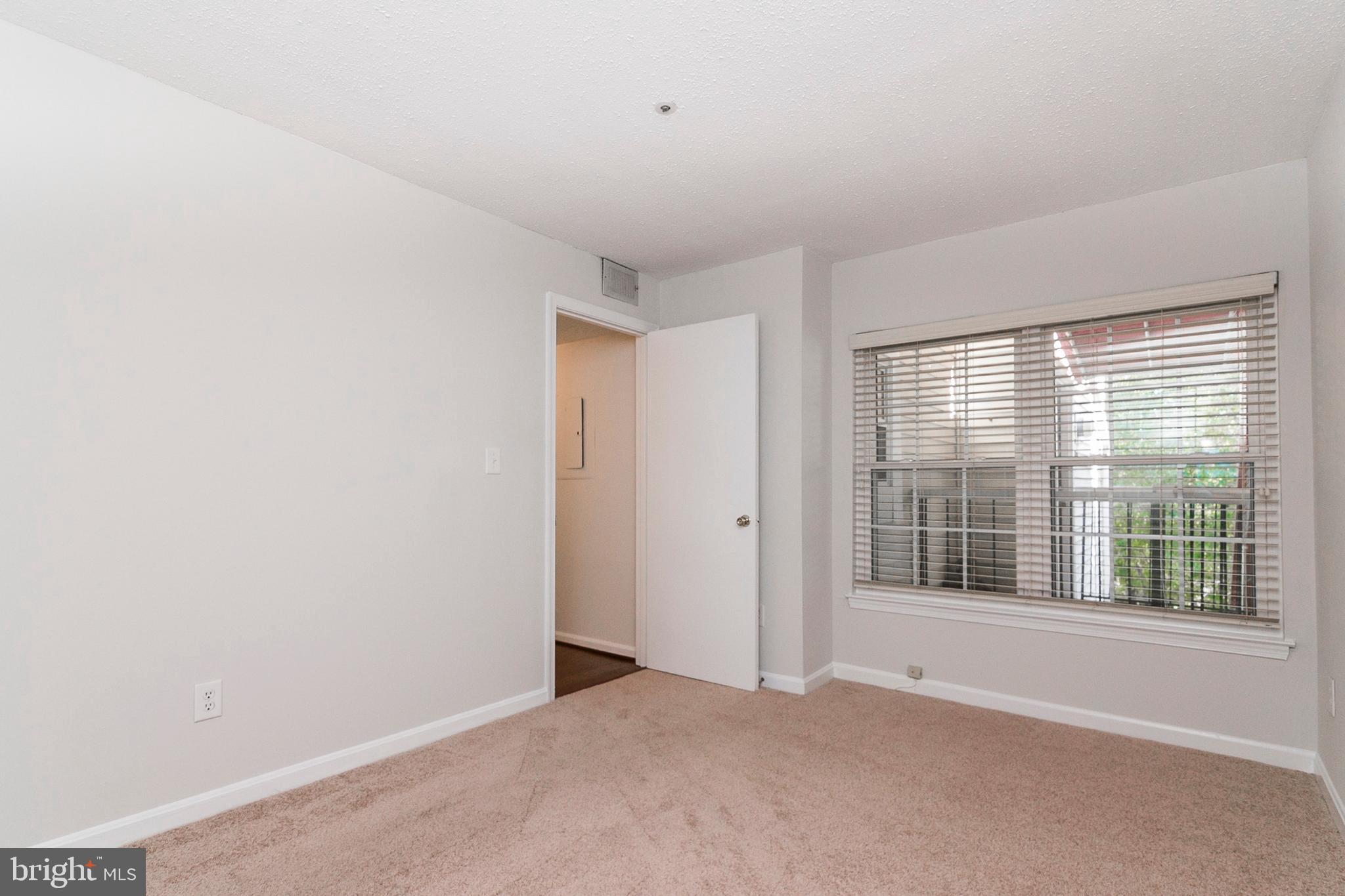 VISTAS AT LAKE ARBOR - Residential