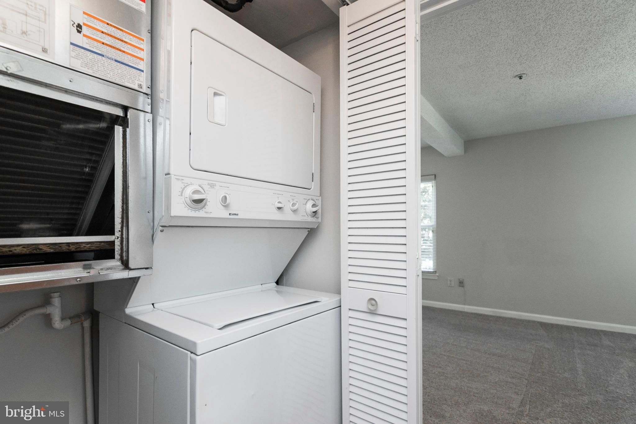 VISTAS AT LAKE ARBOR - Residential