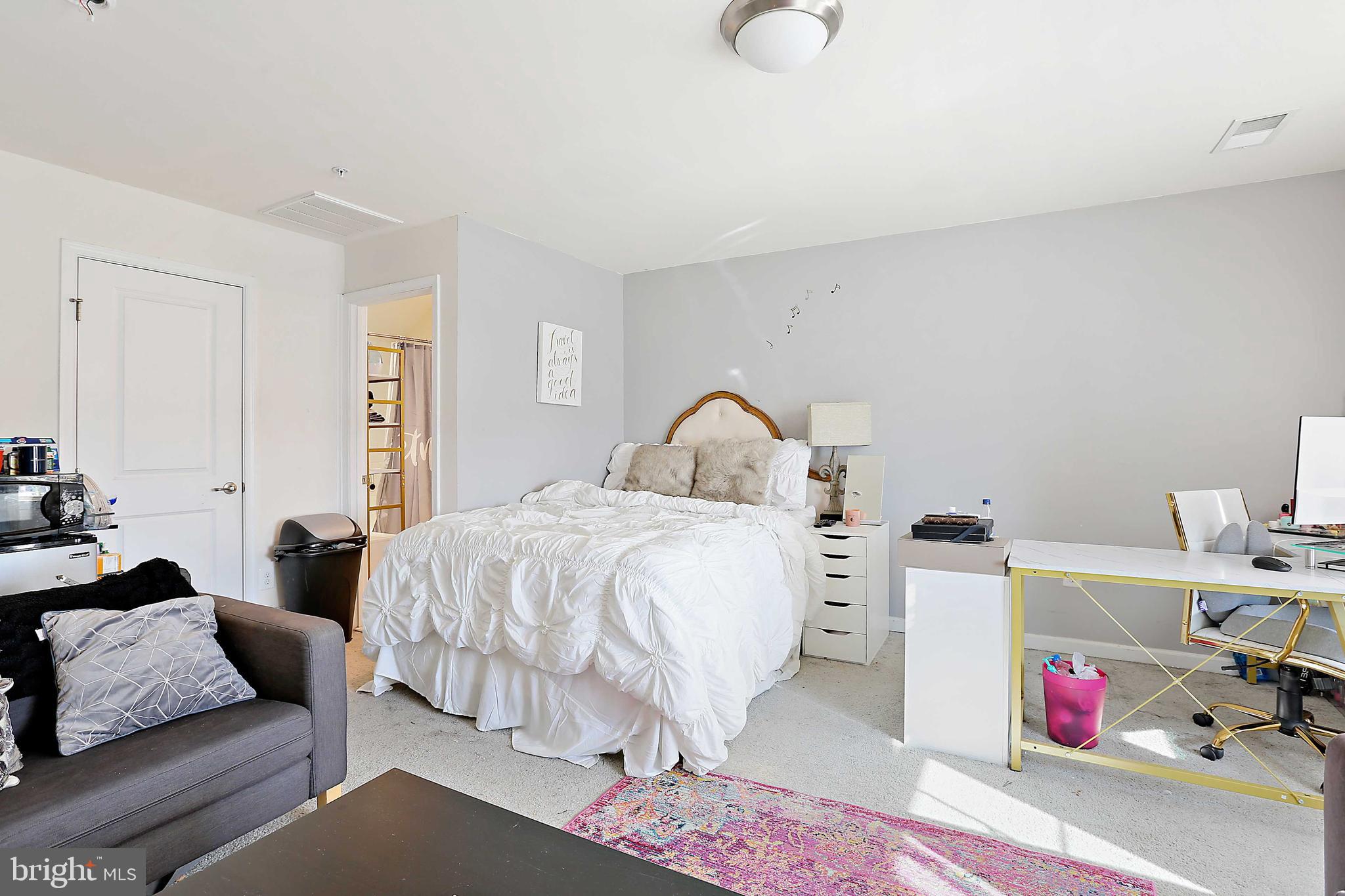 O'DONNELL SQUARE - Residential