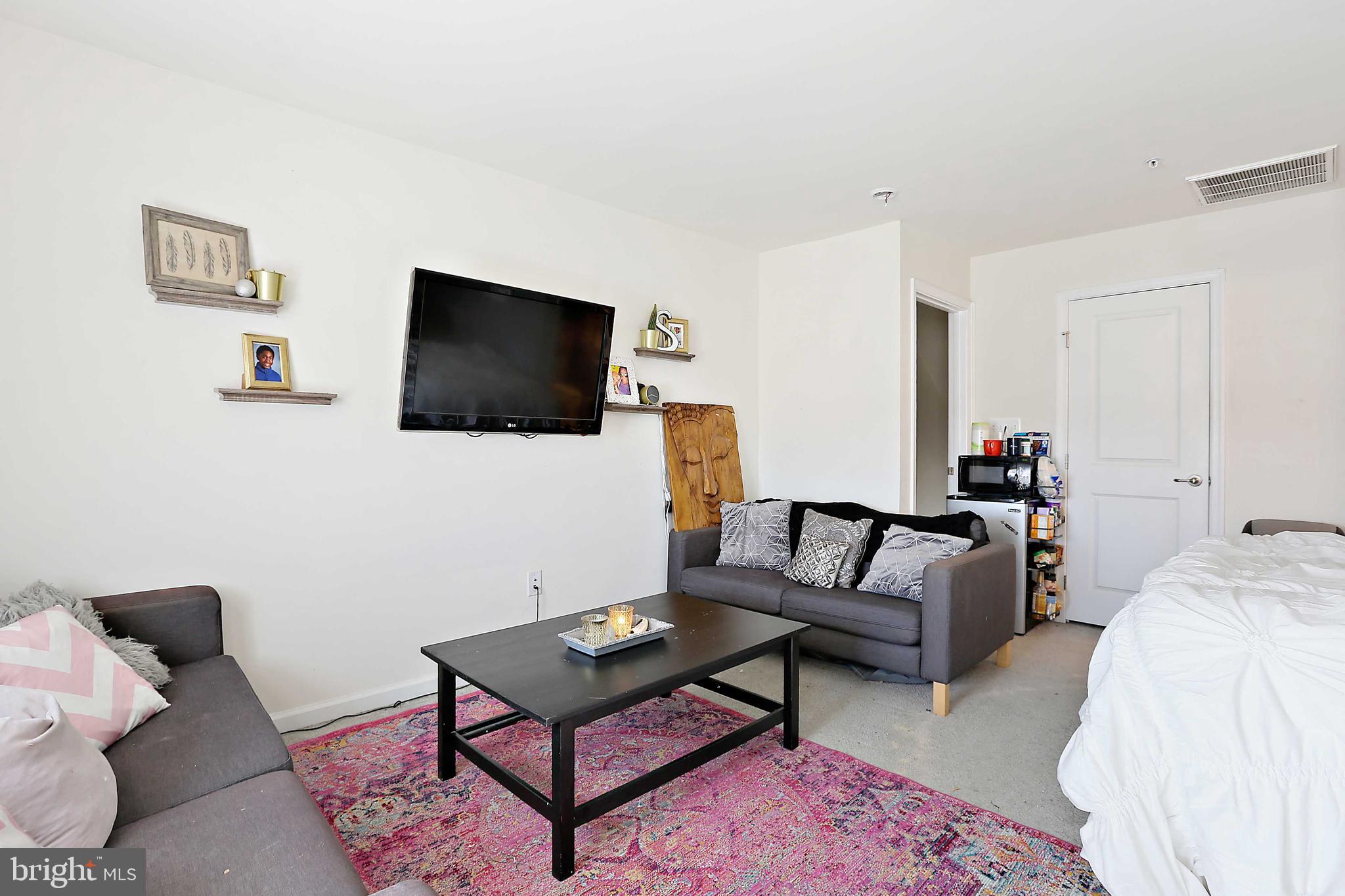 O'DONNELL SQUARE - Residential