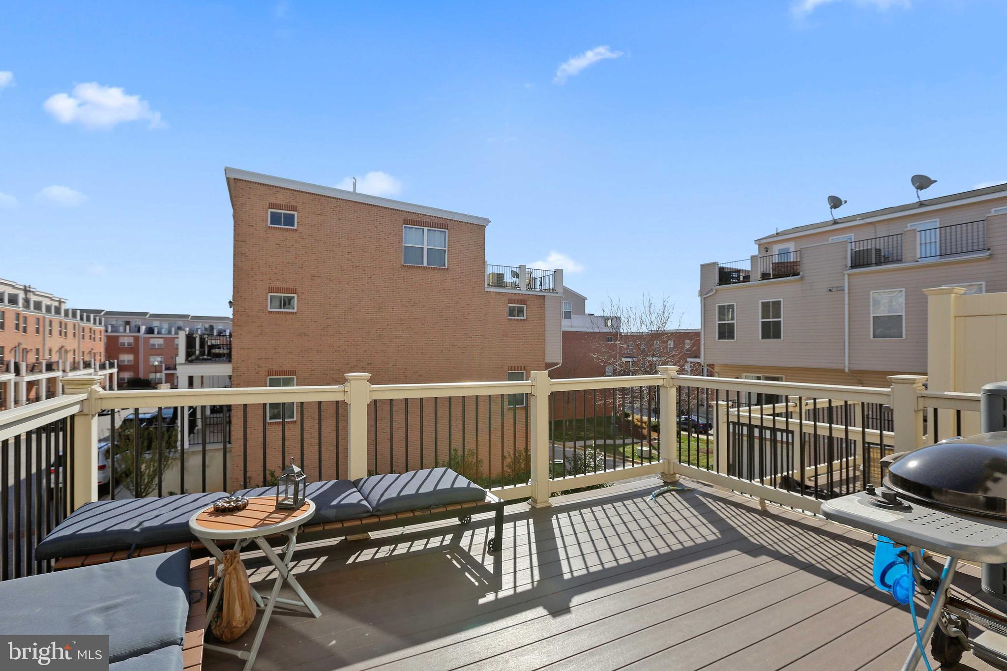 O'DONNELL SQUARE - Residential