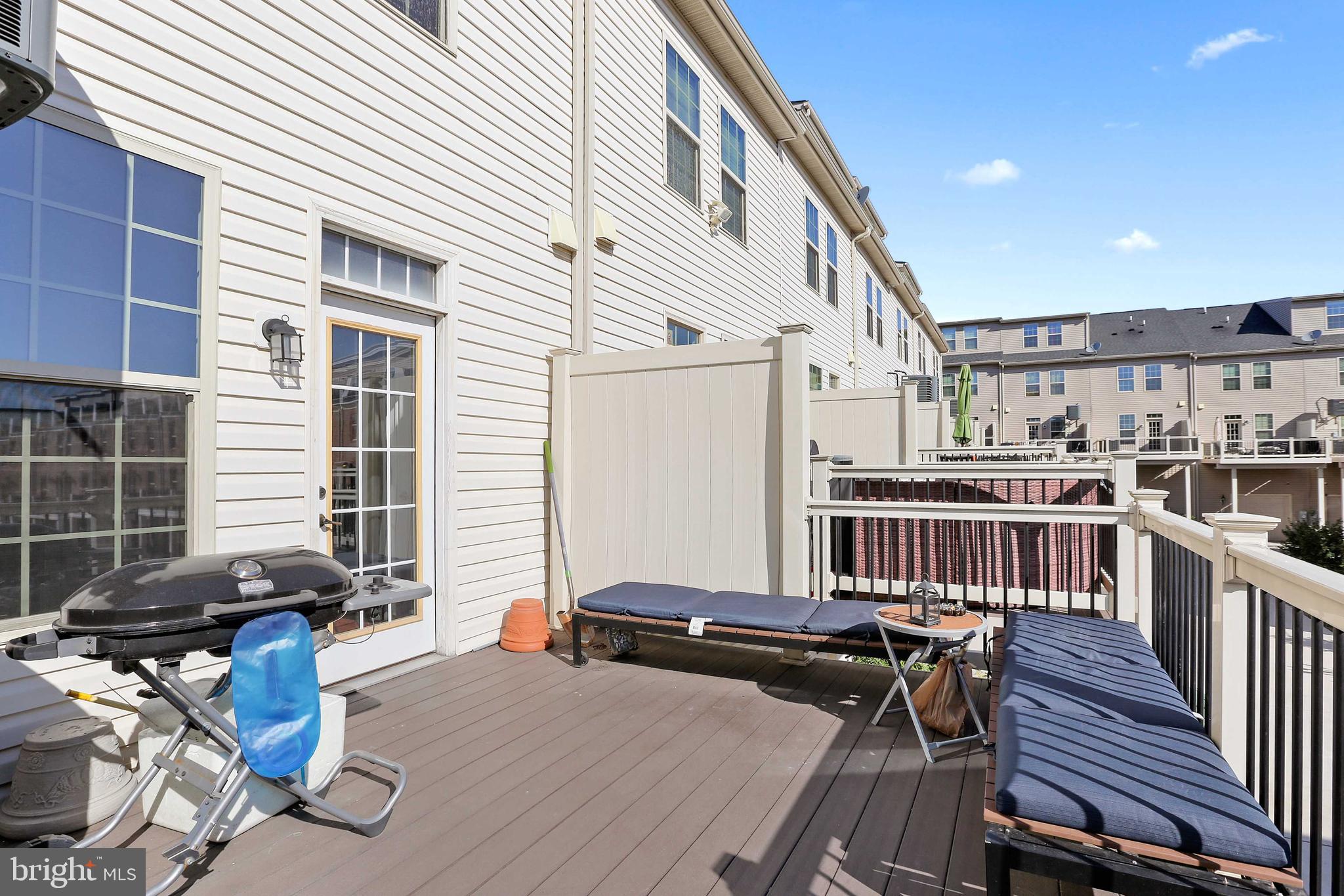 O'DONNELL SQUARE - Residential