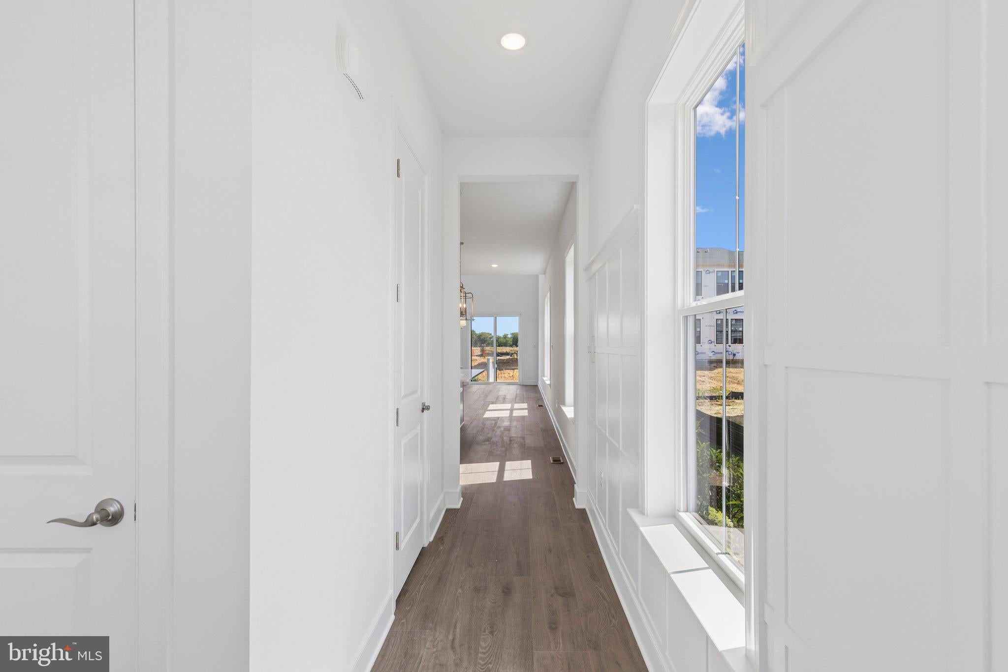 22528 ALBION LANE