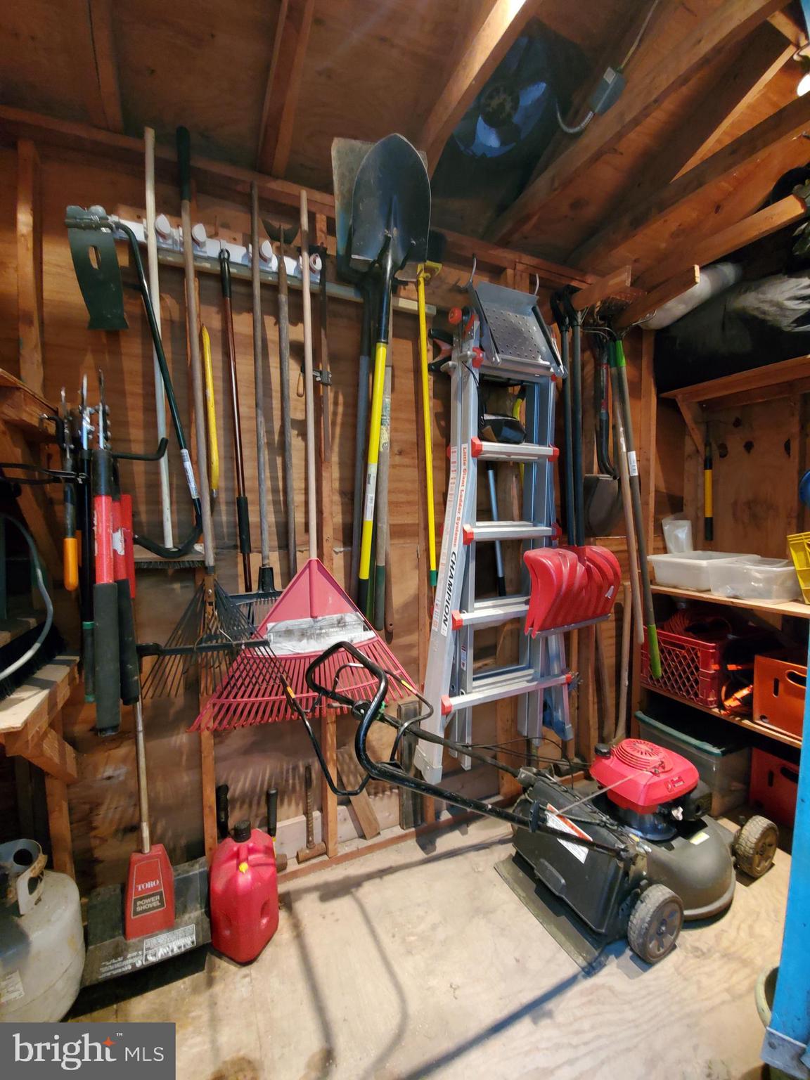 SUMMIT RIDGE - Residential