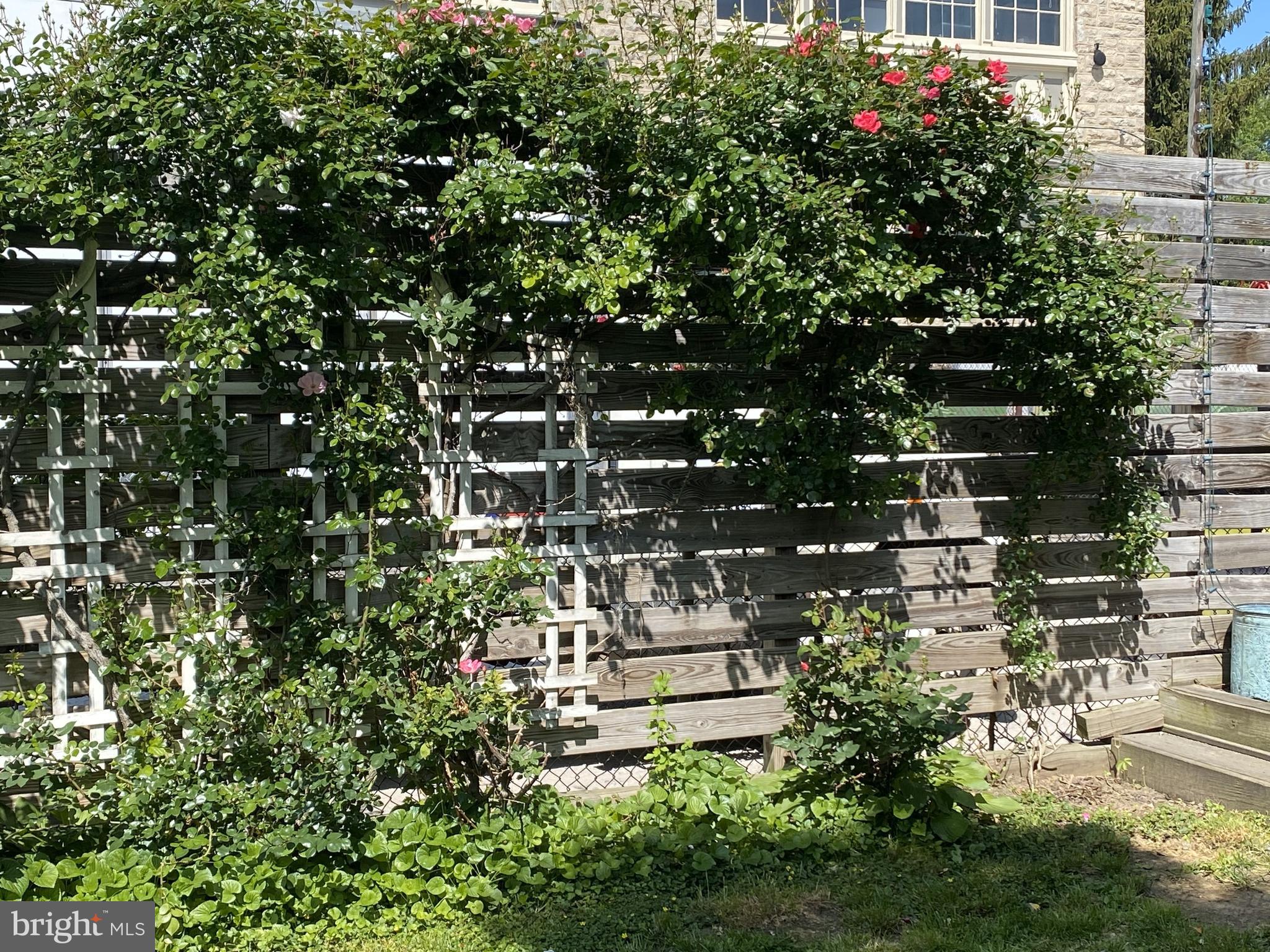 SUMMIT RIDGE - Residential