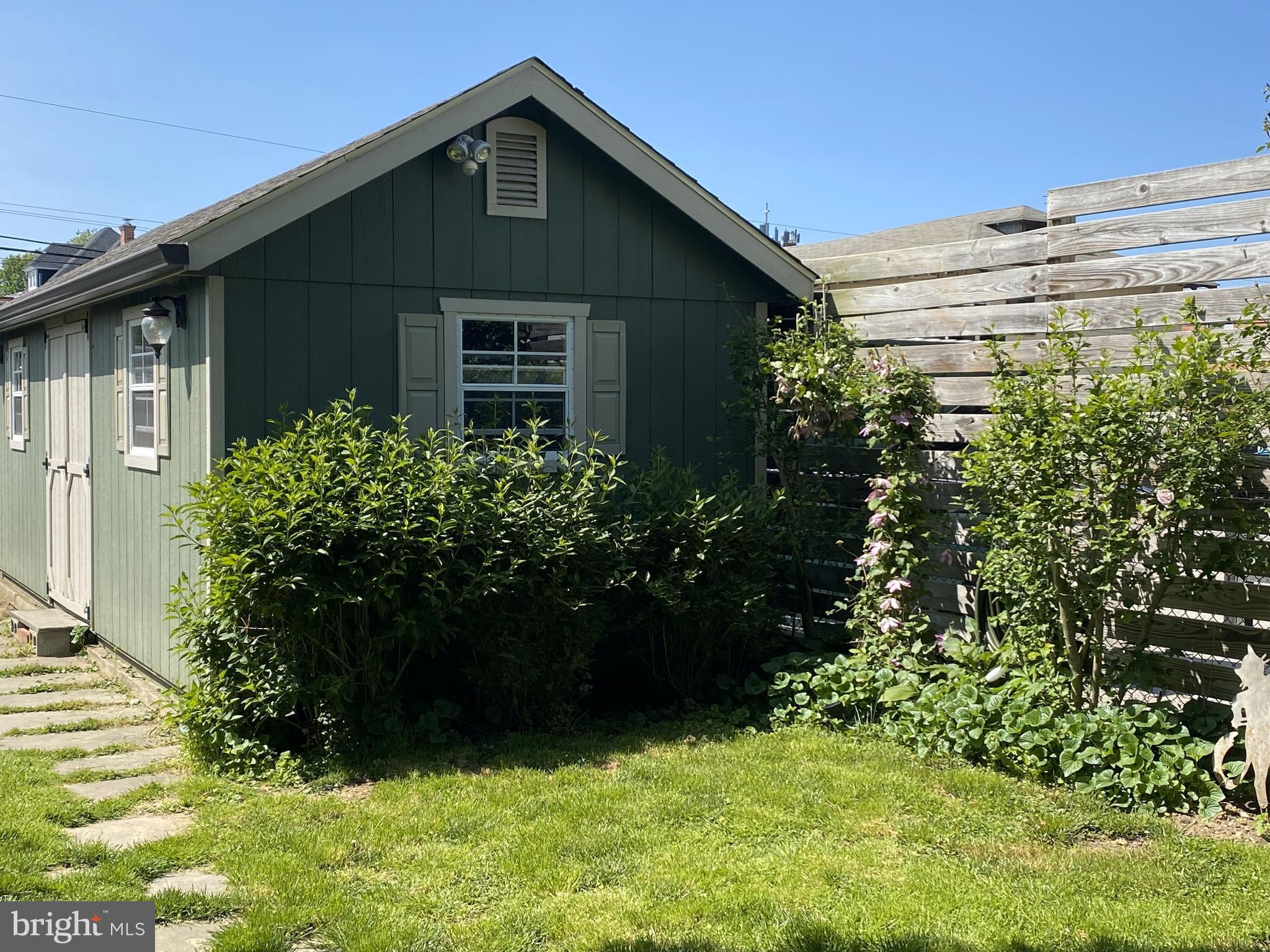 SUMMIT RIDGE - Residential