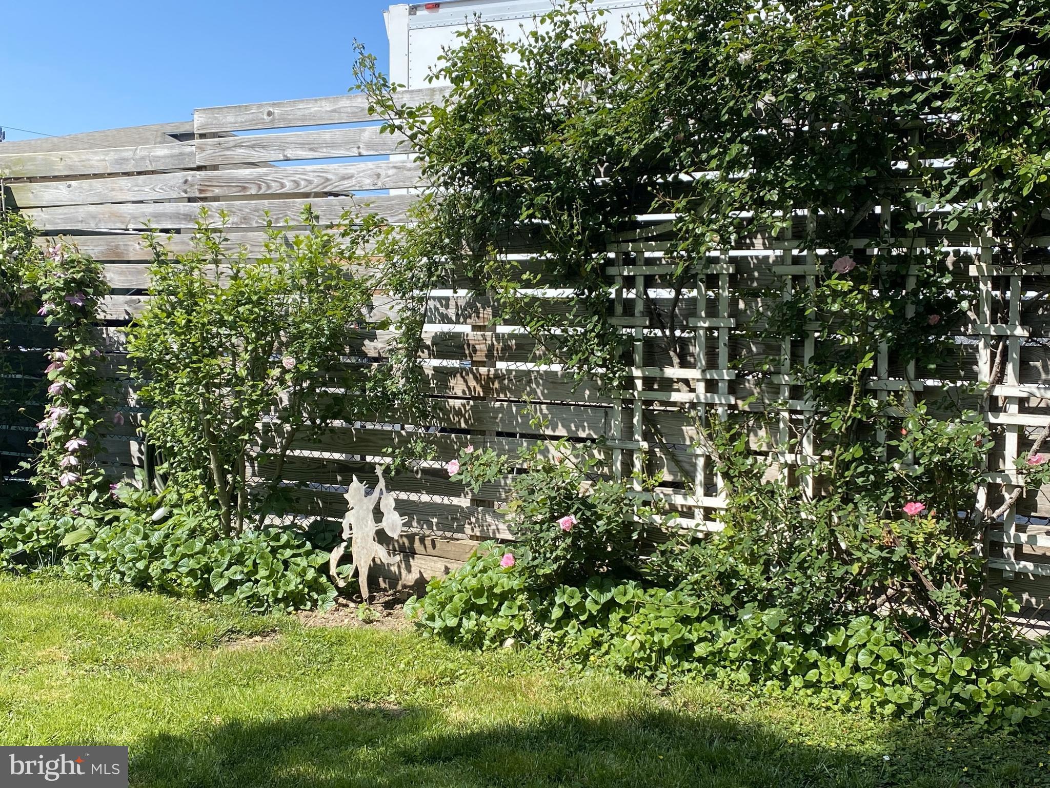 SUMMIT RIDGE - Residential