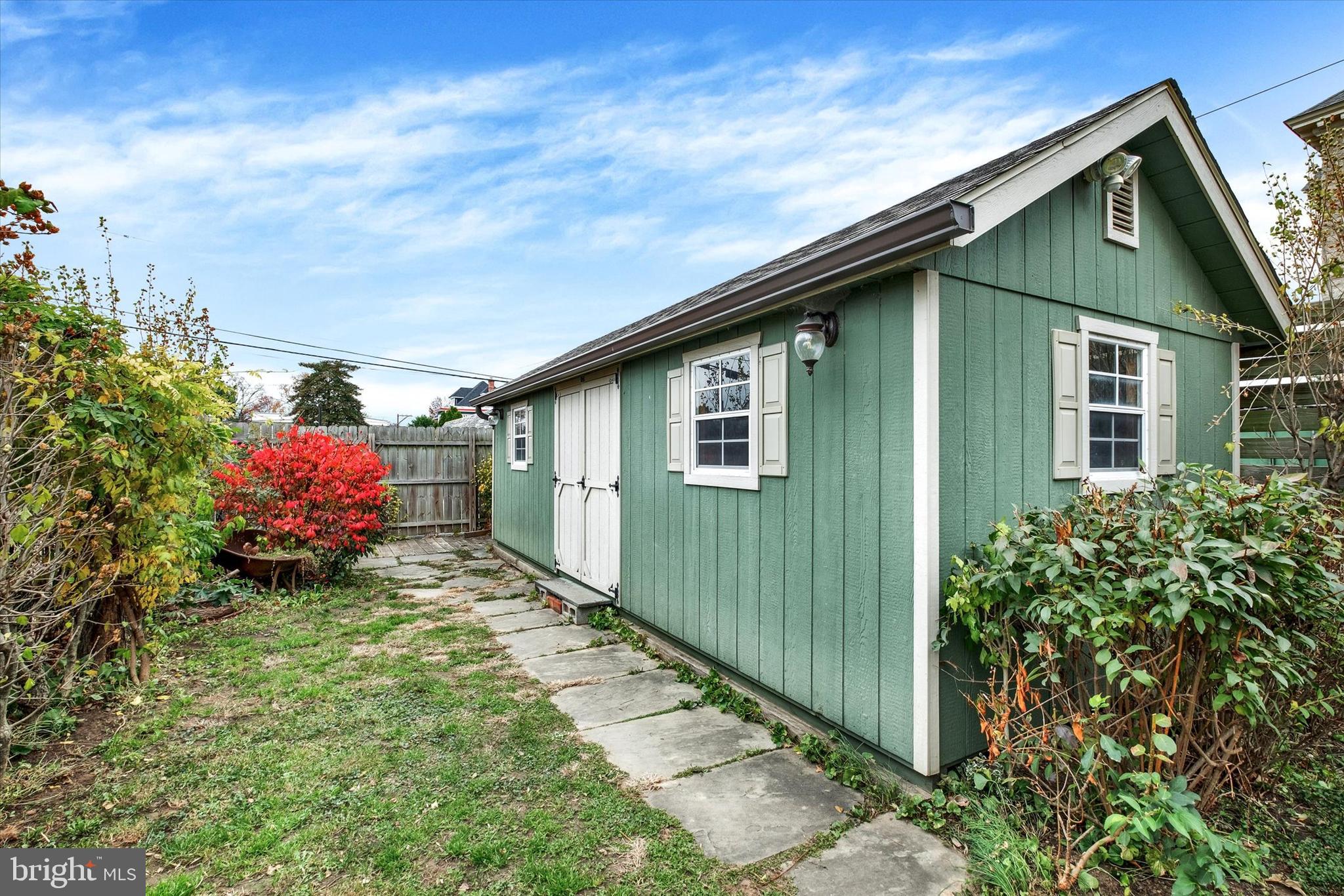 SUMMIT RIDGE - Residential