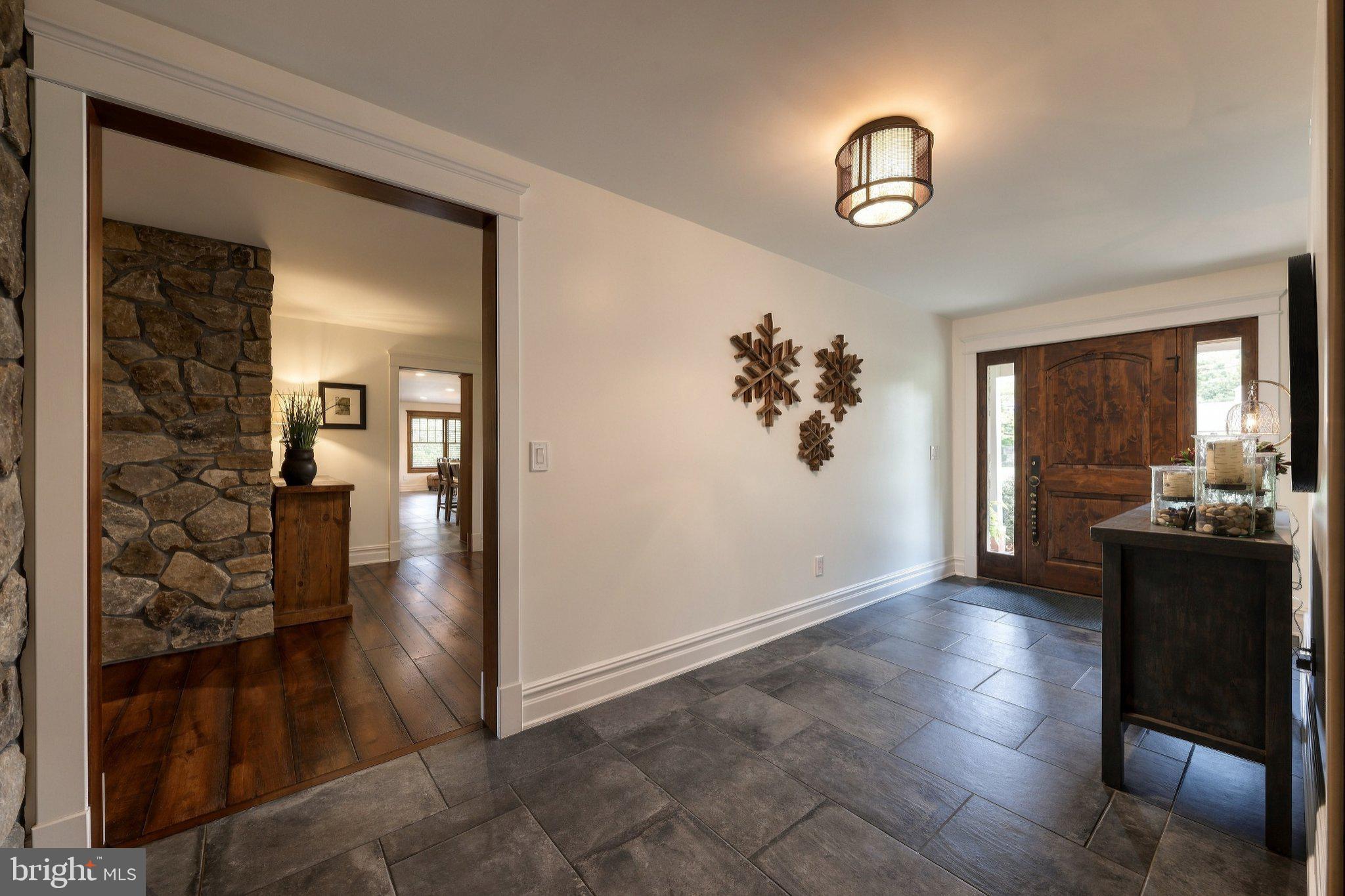205 HICKORY LANE