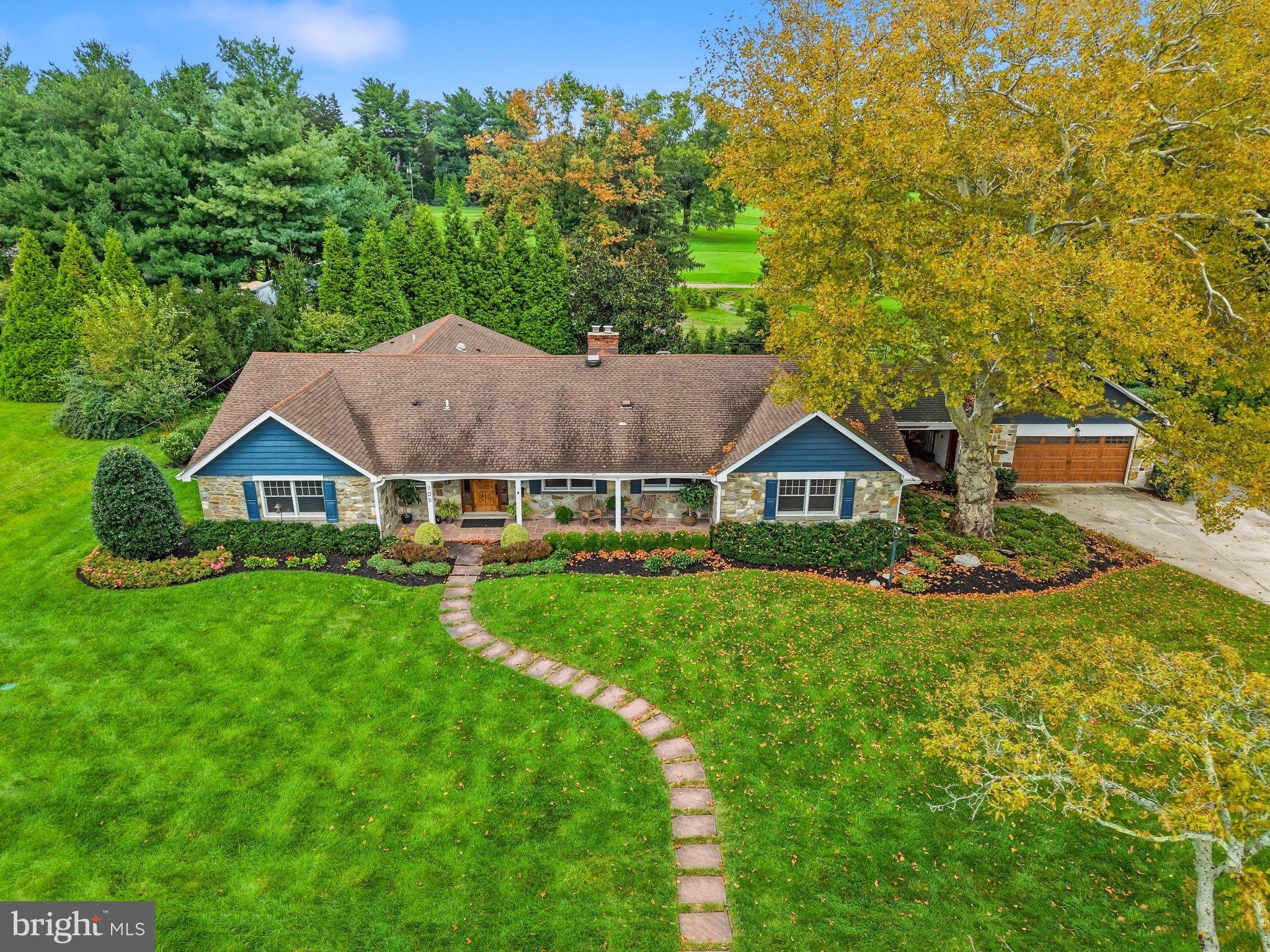 205 HICKORY LANE