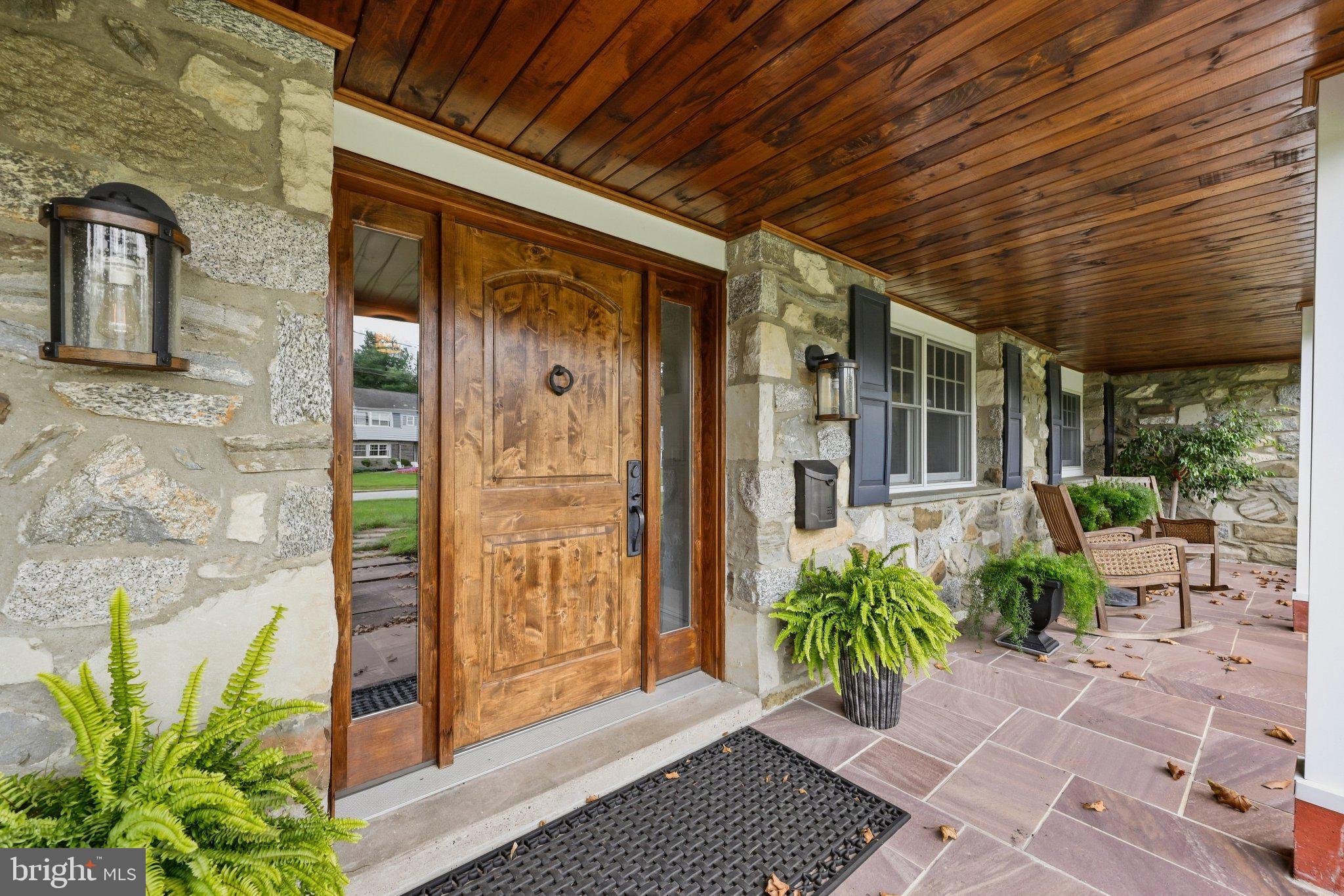 205 HICKORY LANE
