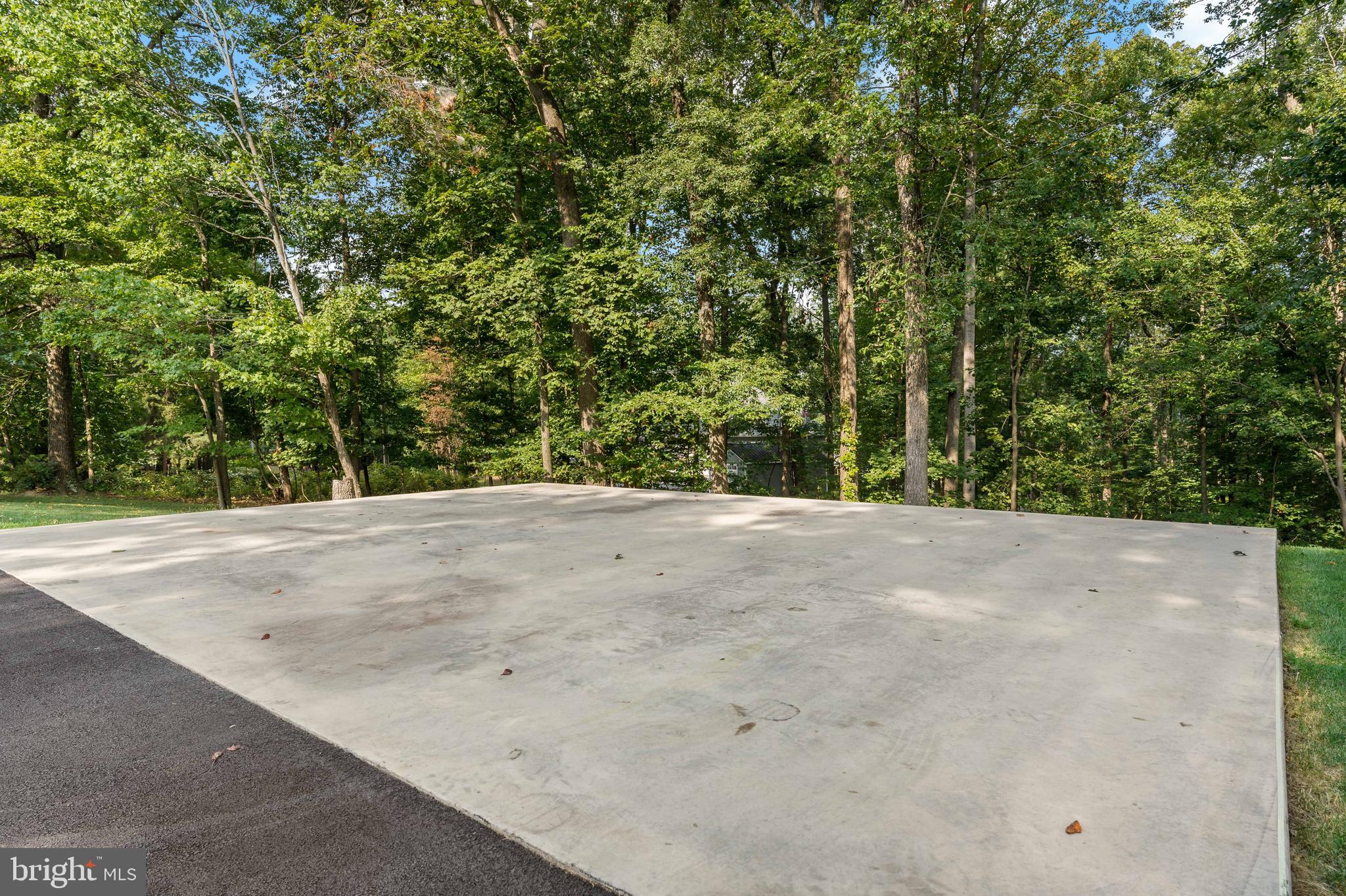 CRESSEN RUN - Residential