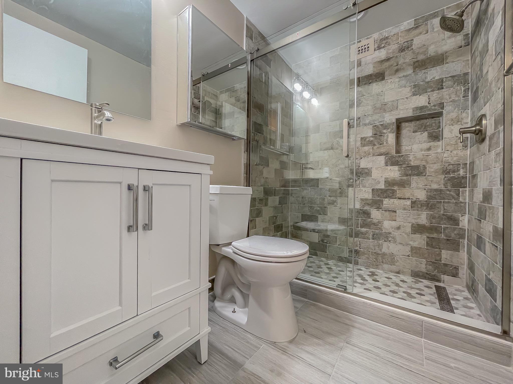 BARCROFT HILLS - Residential Lease